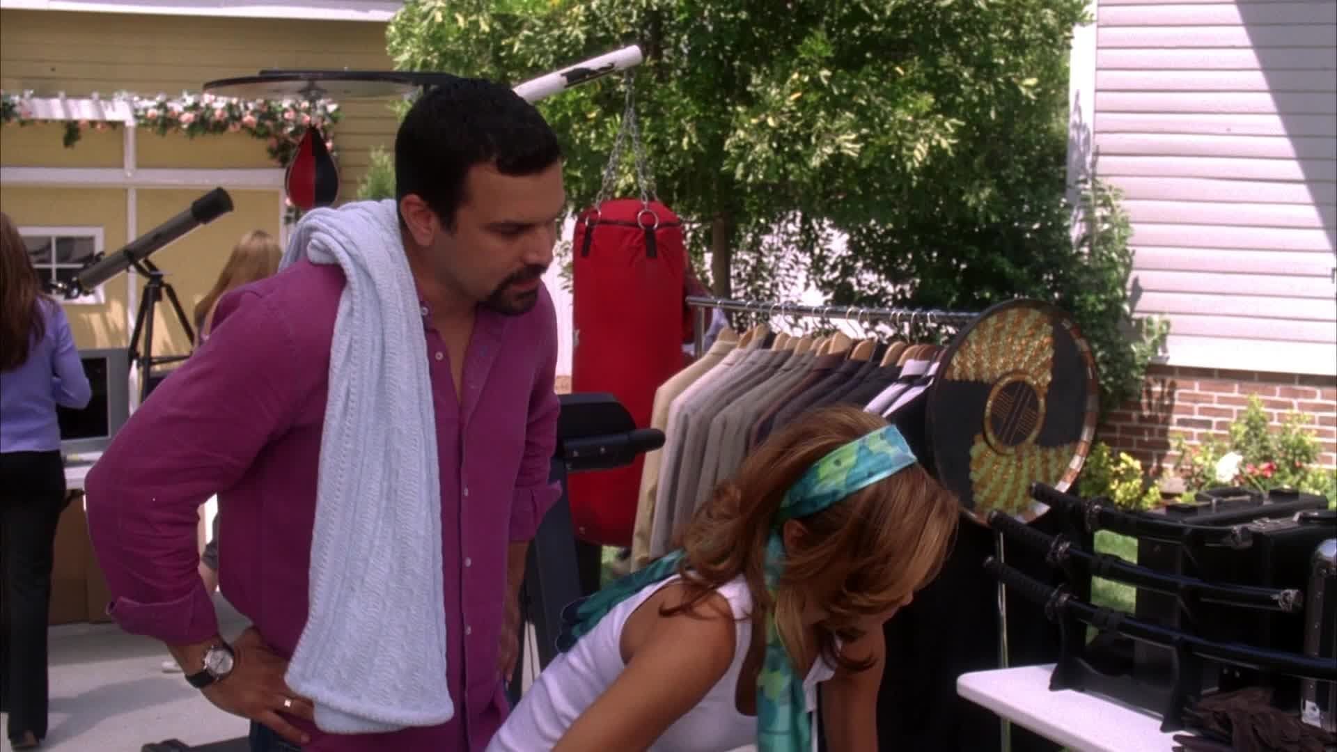 Desperate Housewives background