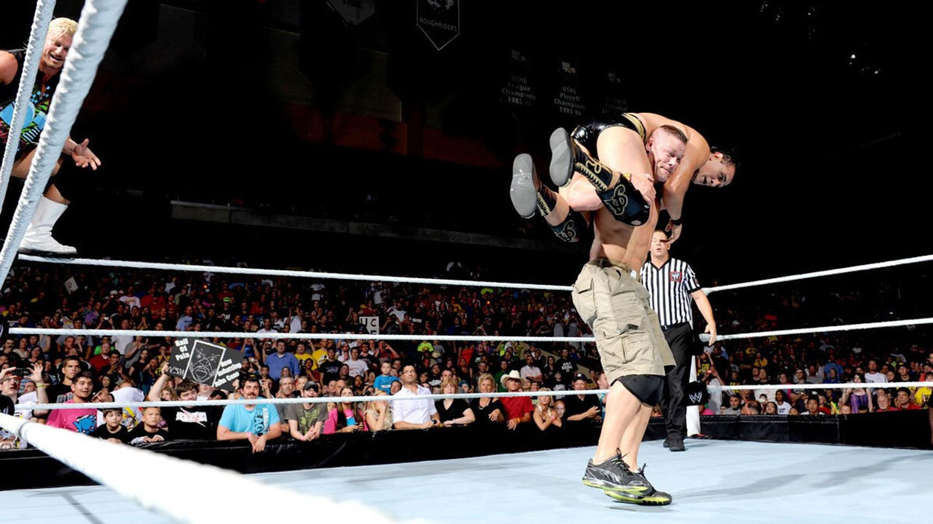 WWE Raw background