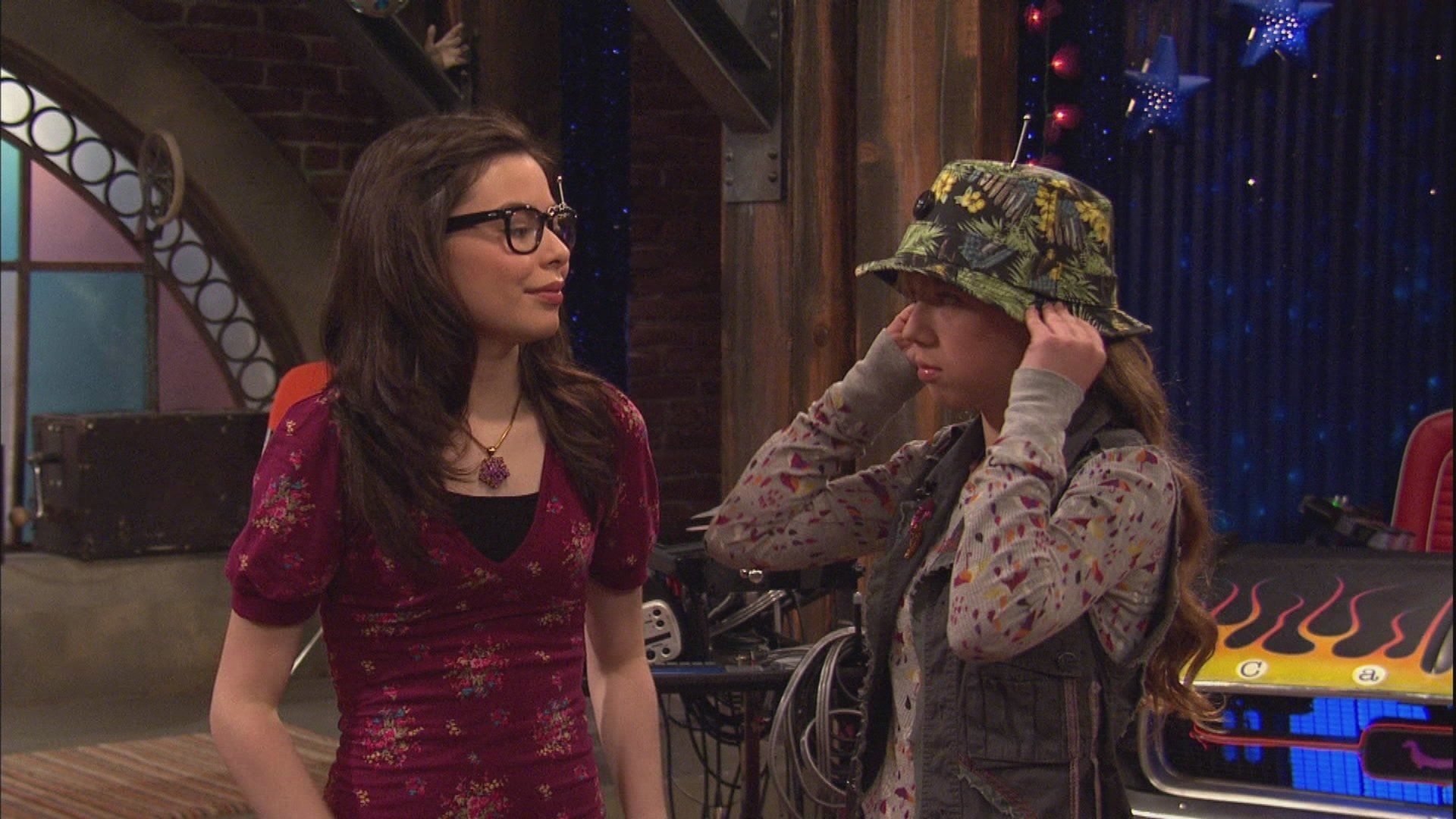 iCarly background