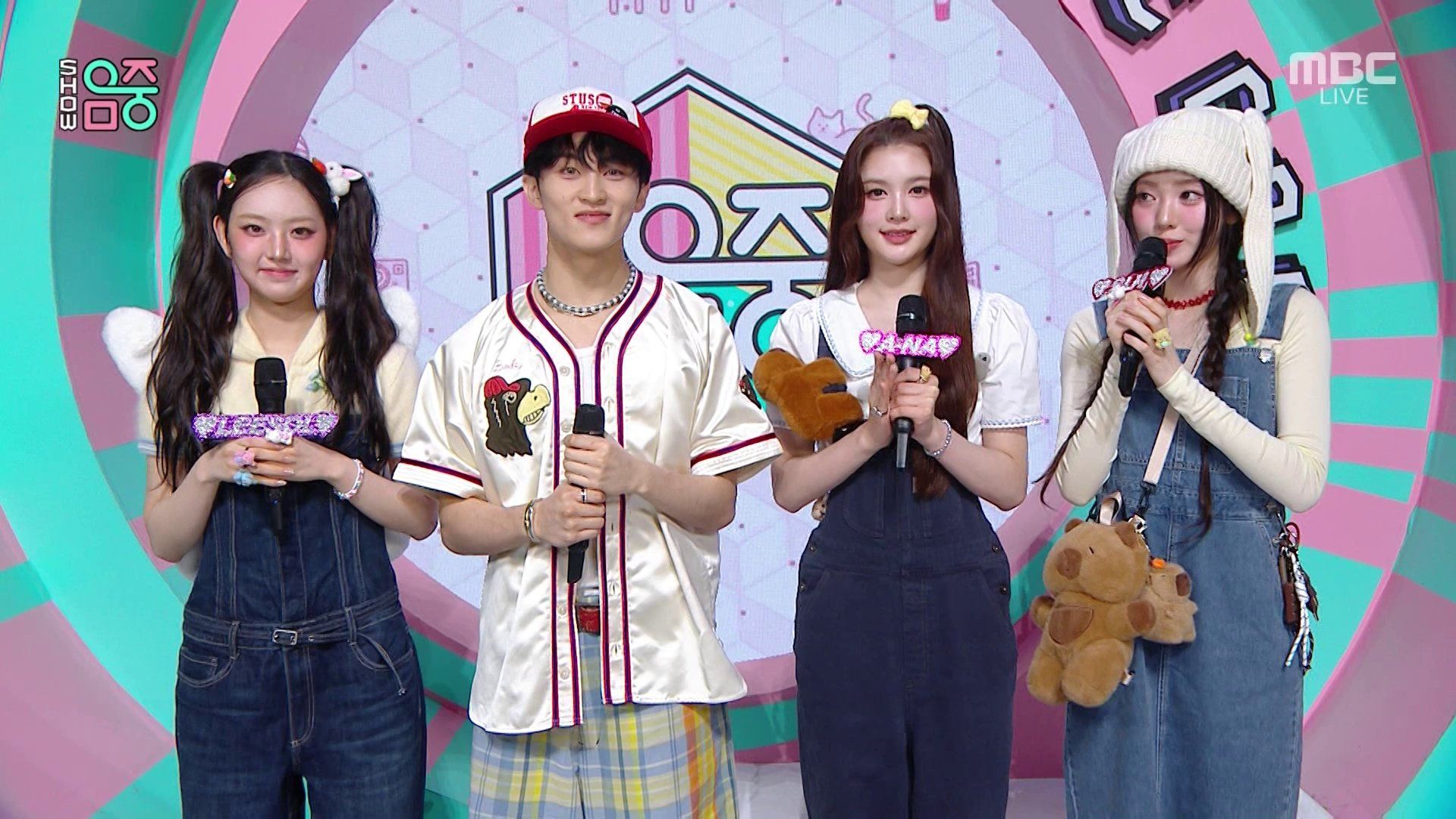 Show! Music Core background