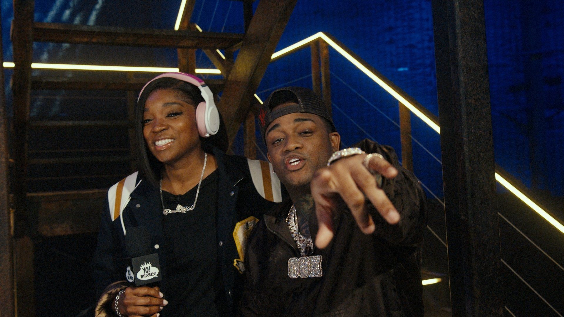Yo! MTV Raps background