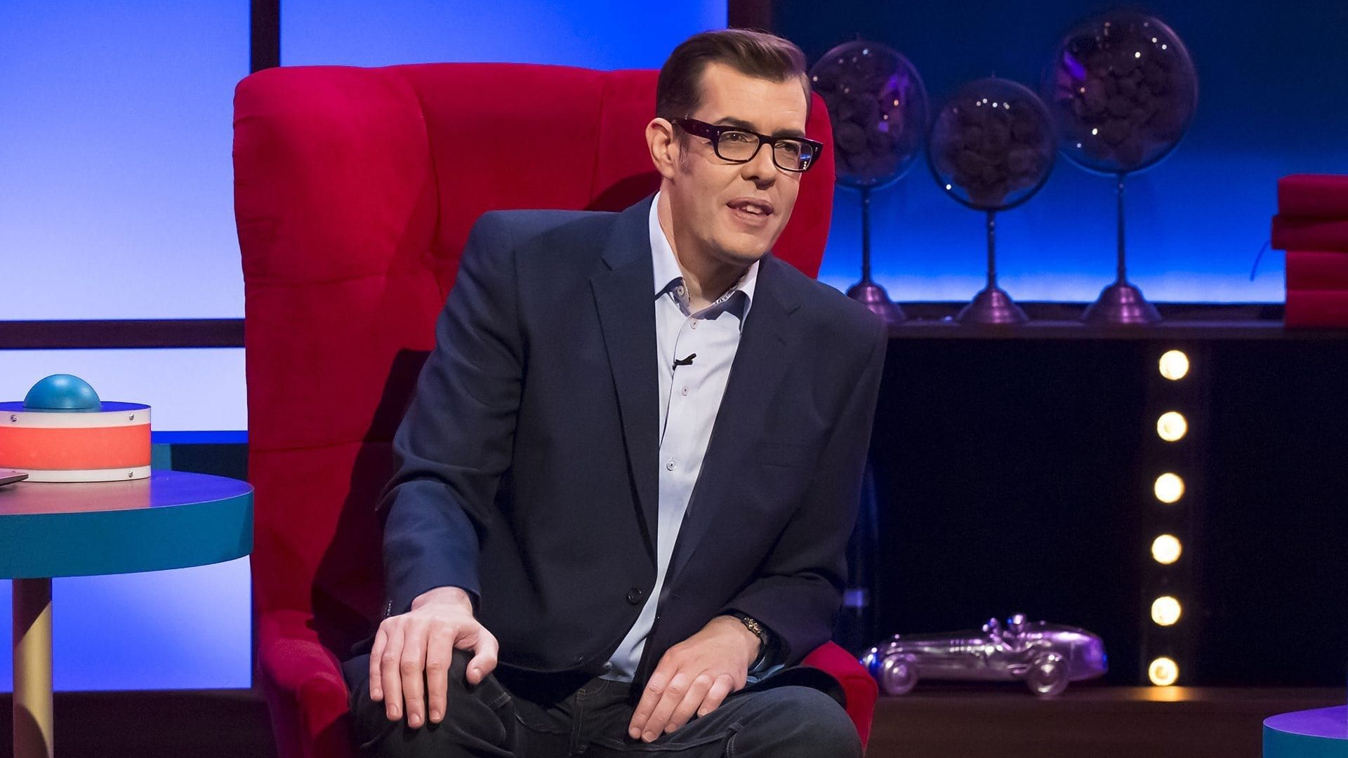 Richard Osman's House of Games background