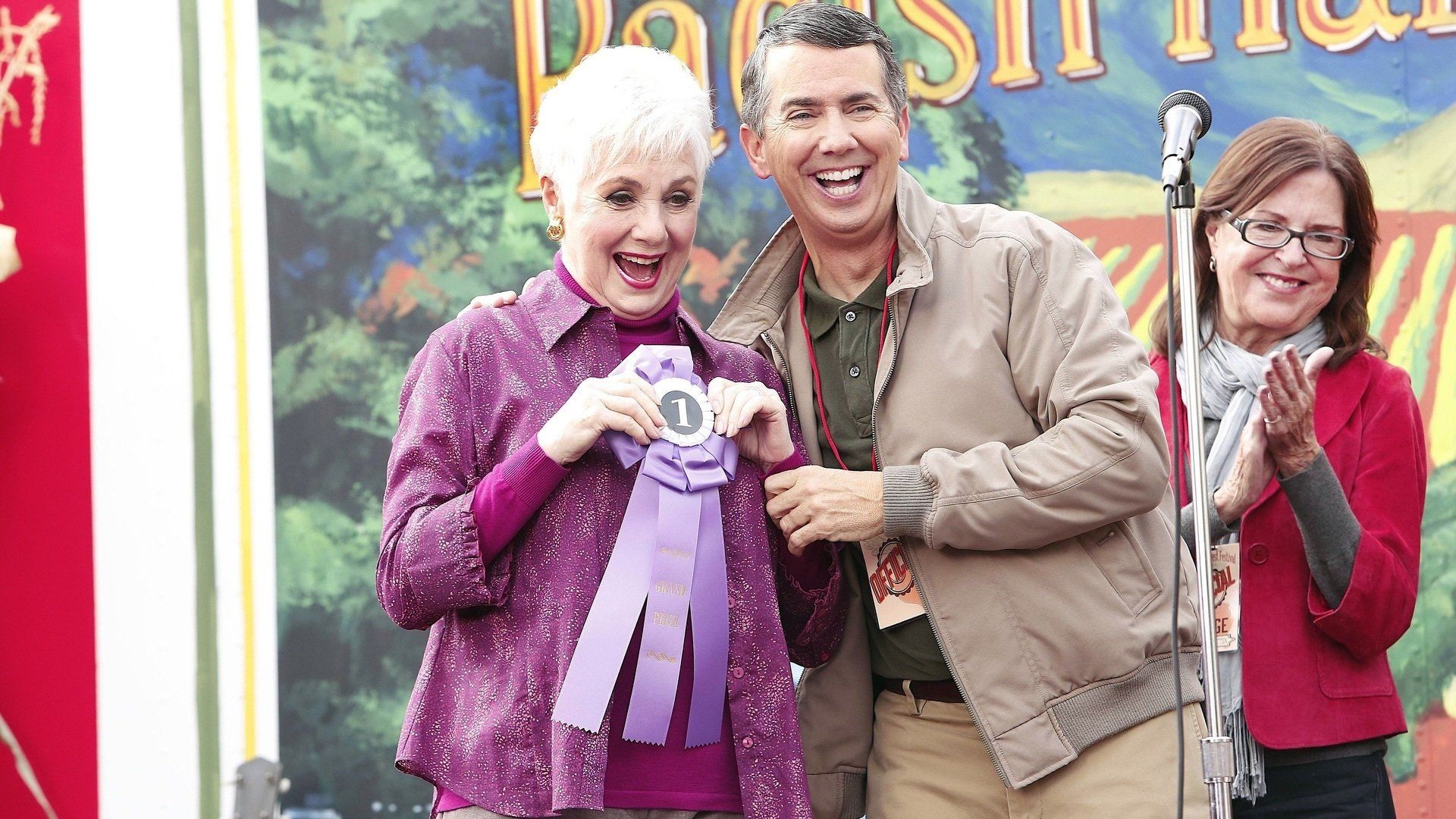Raising Hope background
