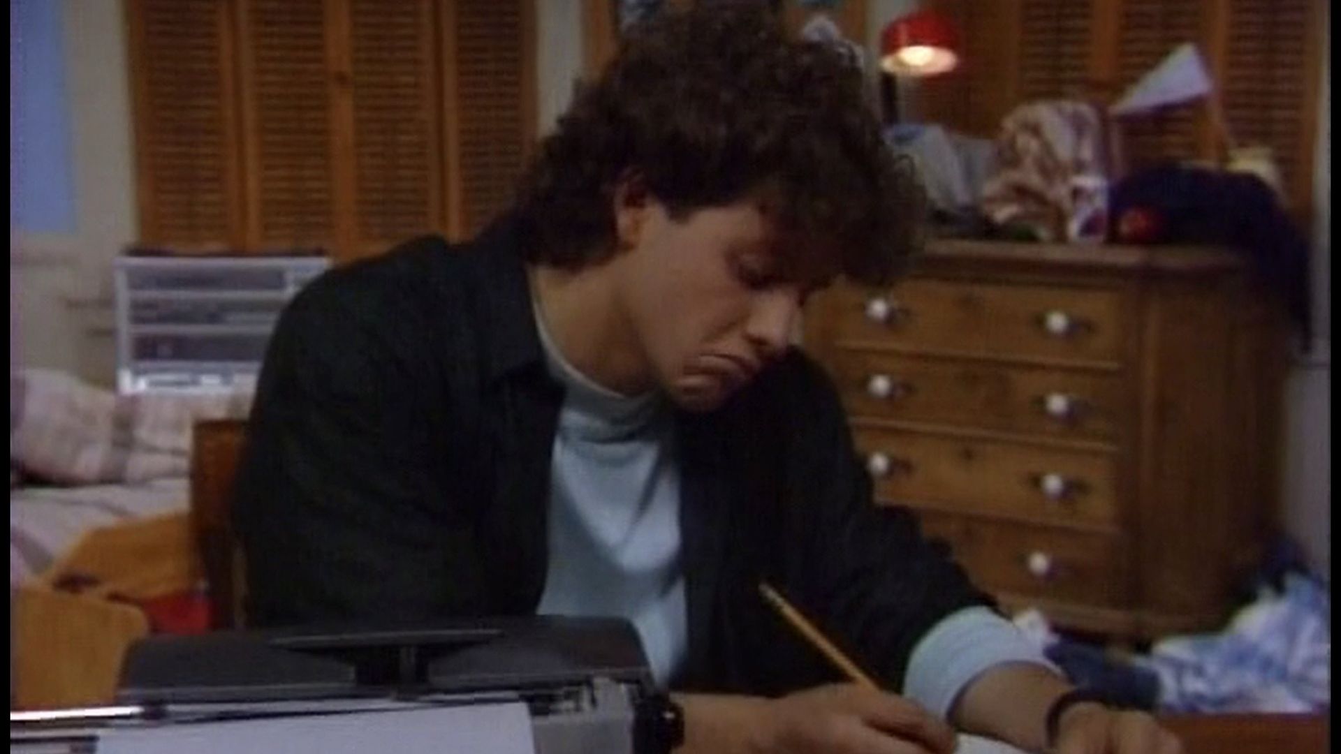 Growing Pains background
