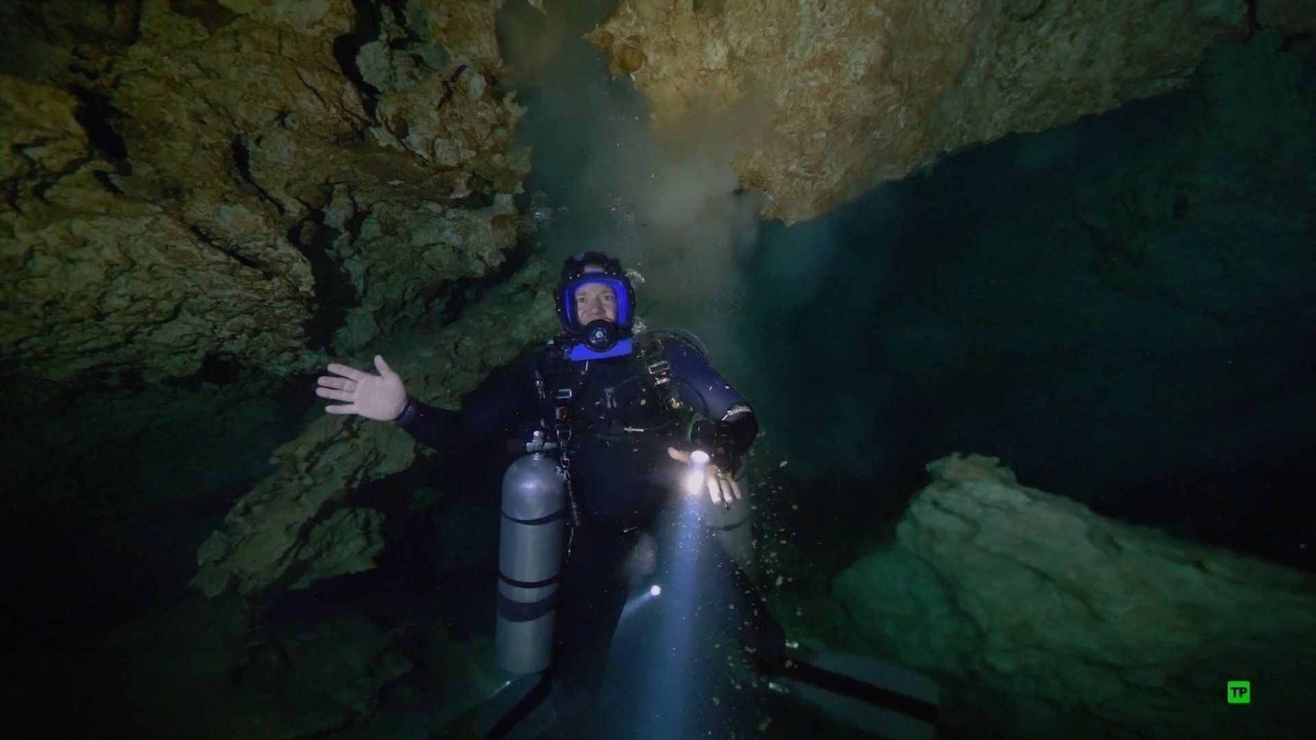 Expedition with Steve Backshall background