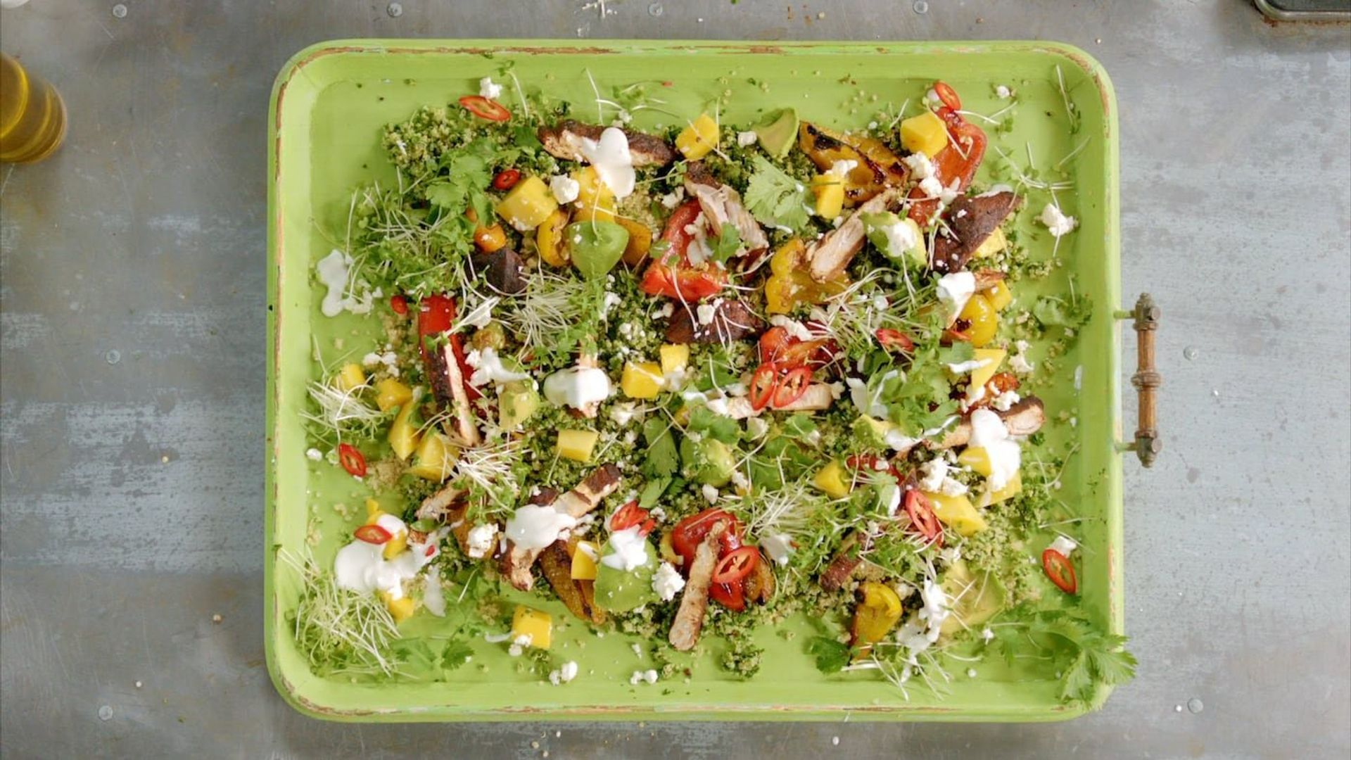 Jamie's 15-Minute Meals background