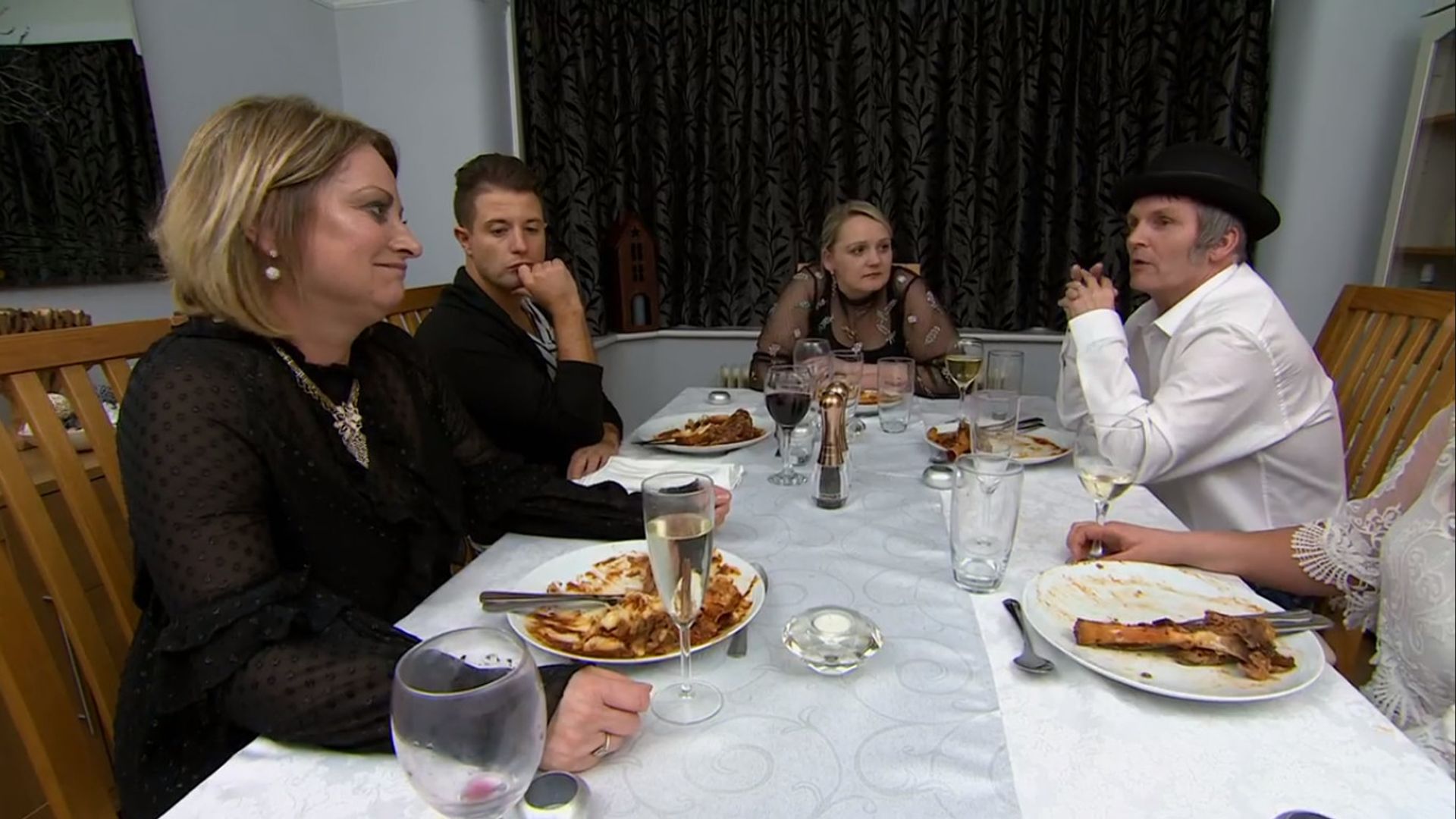 Come Dine with Me Canada background