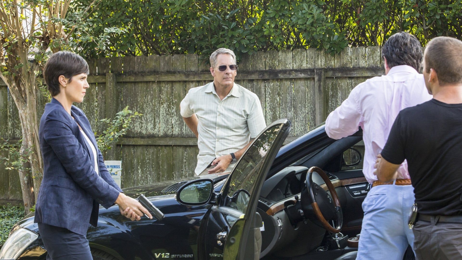 NCIS: New Orleans background