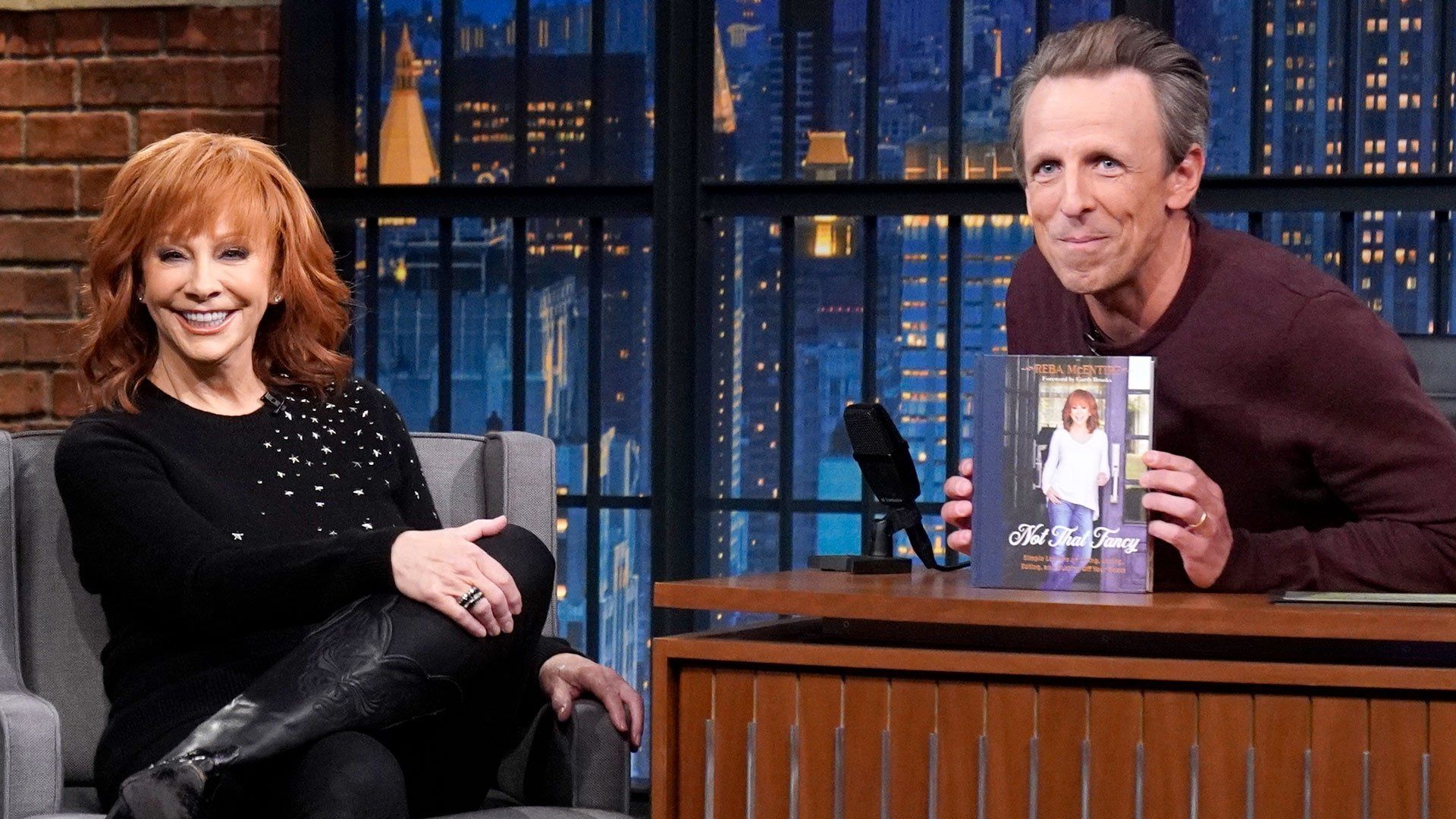 Late Night with Seth Meyers background