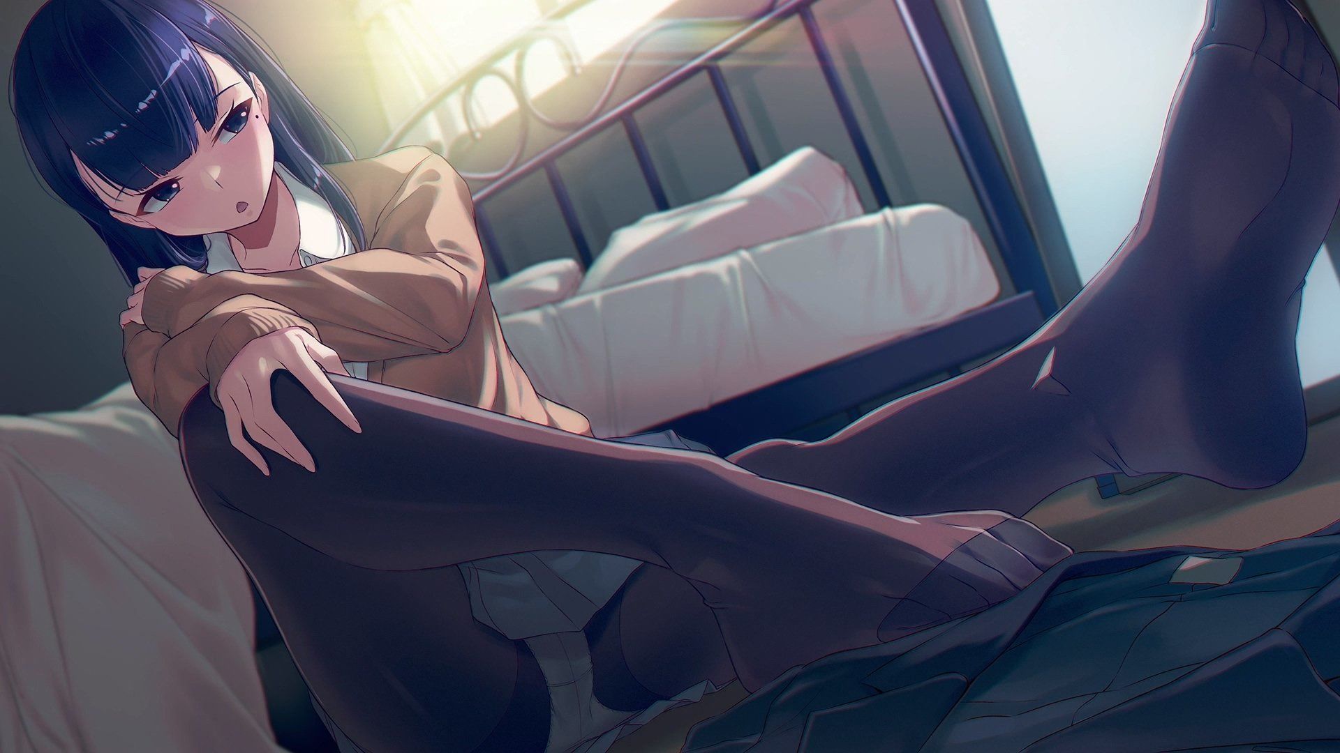 Miru Tights background