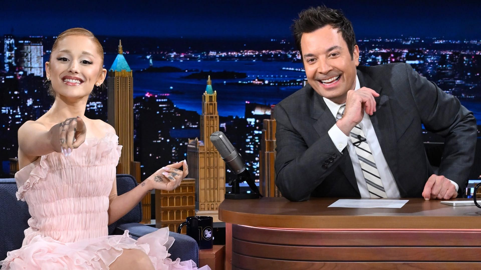 The Tonight Show Starring Jimmy Fallon background