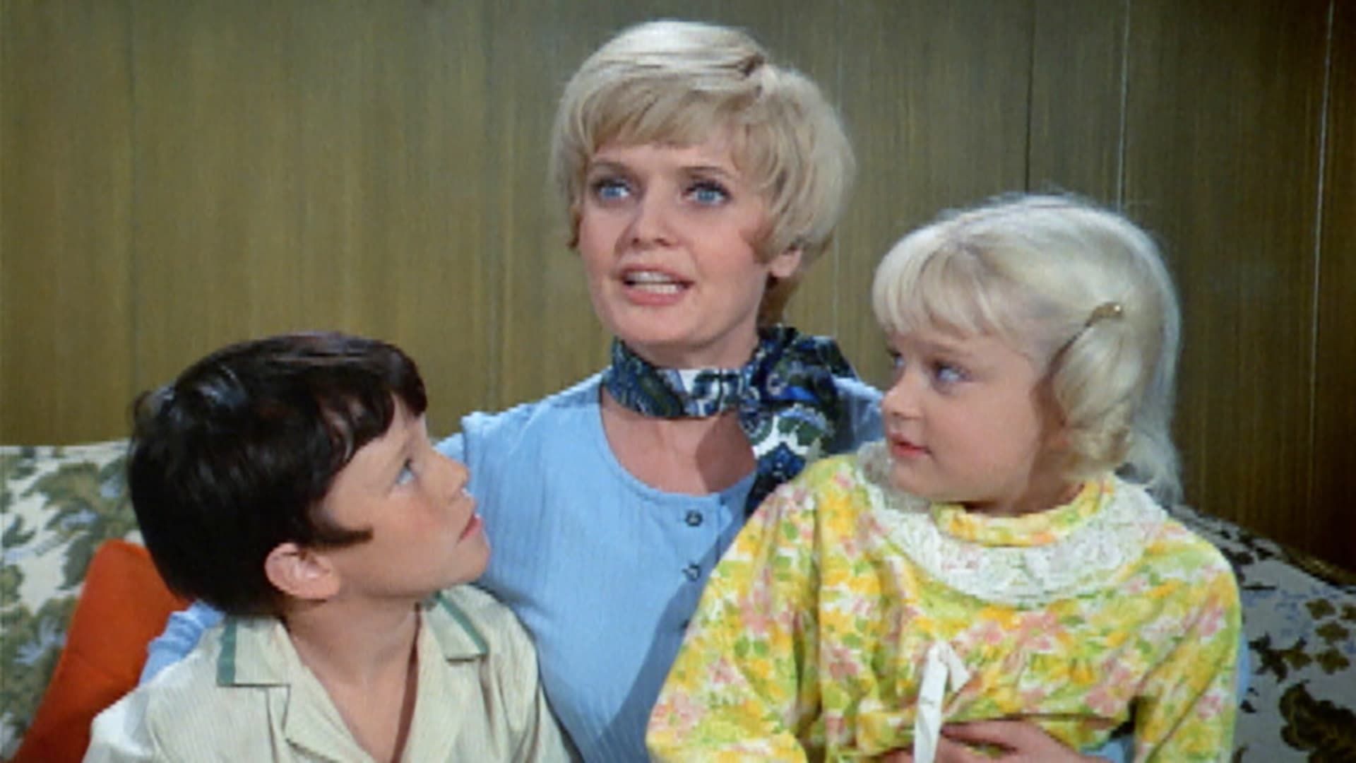 The Brady Bunch background