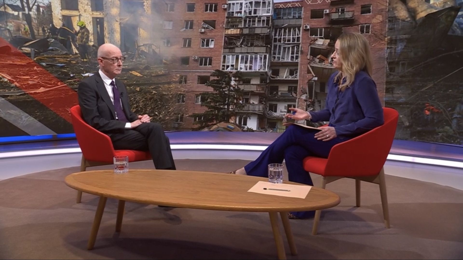 Sunday with Laura Kuenssberg background
