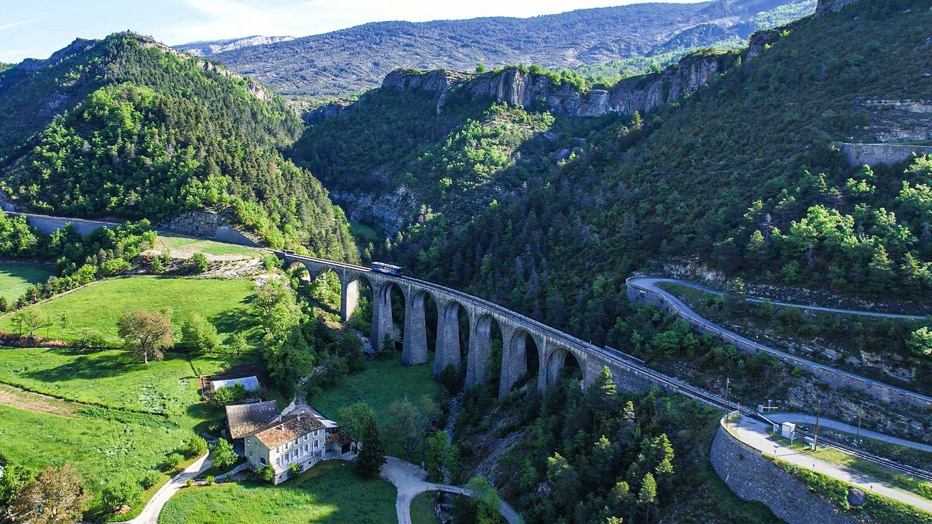 The World's Most Scenic Railway Journeys background