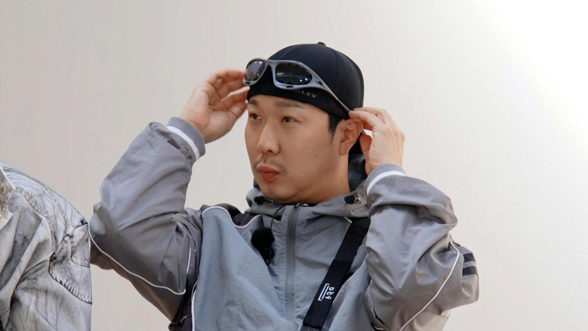 Running Man background