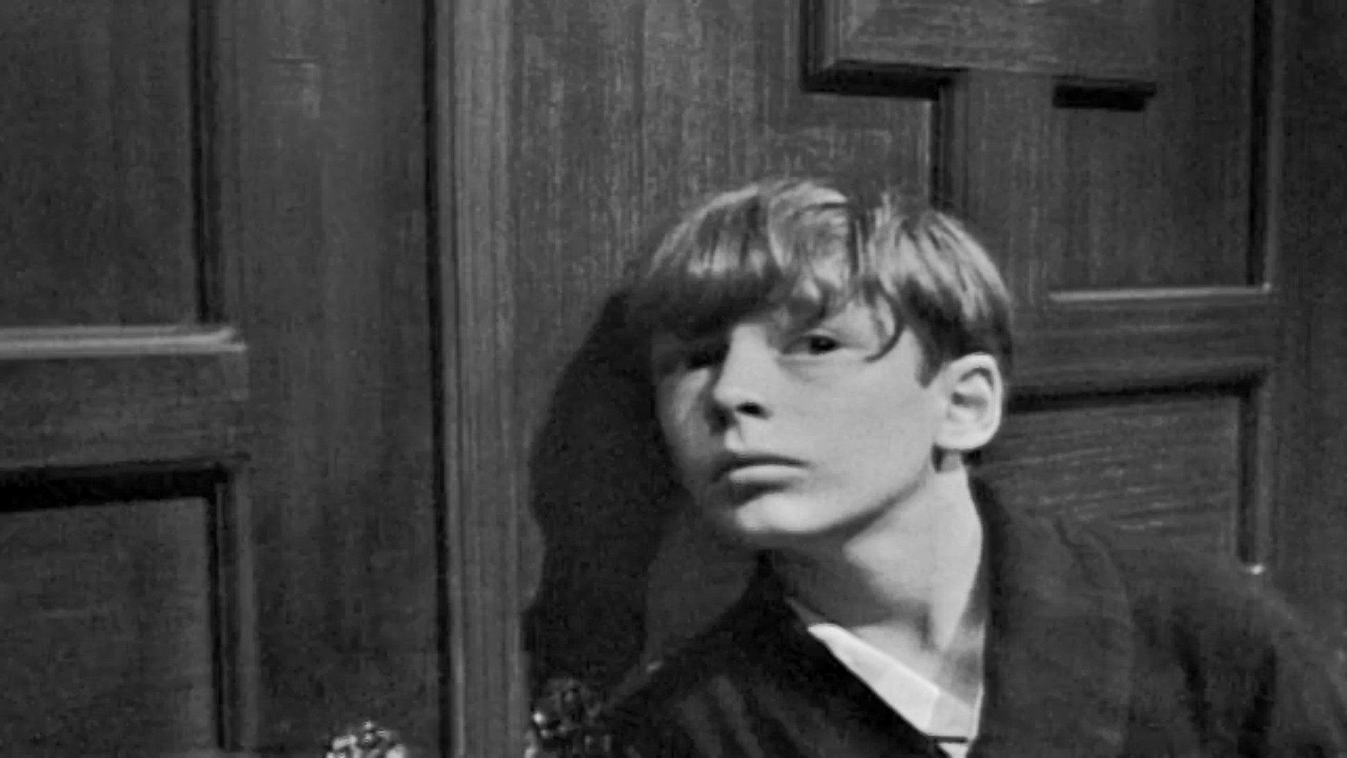 Dark Shadows background