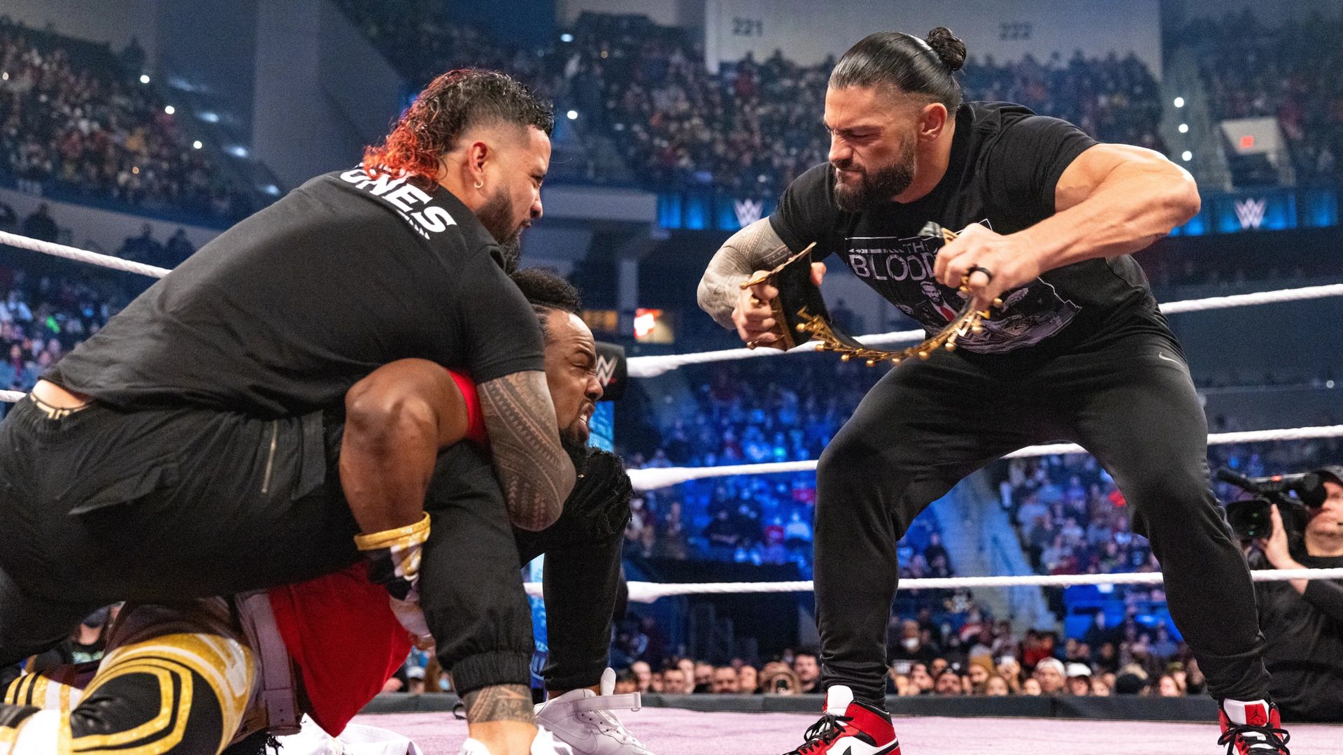World Wrestling Federation Smackdown! background
