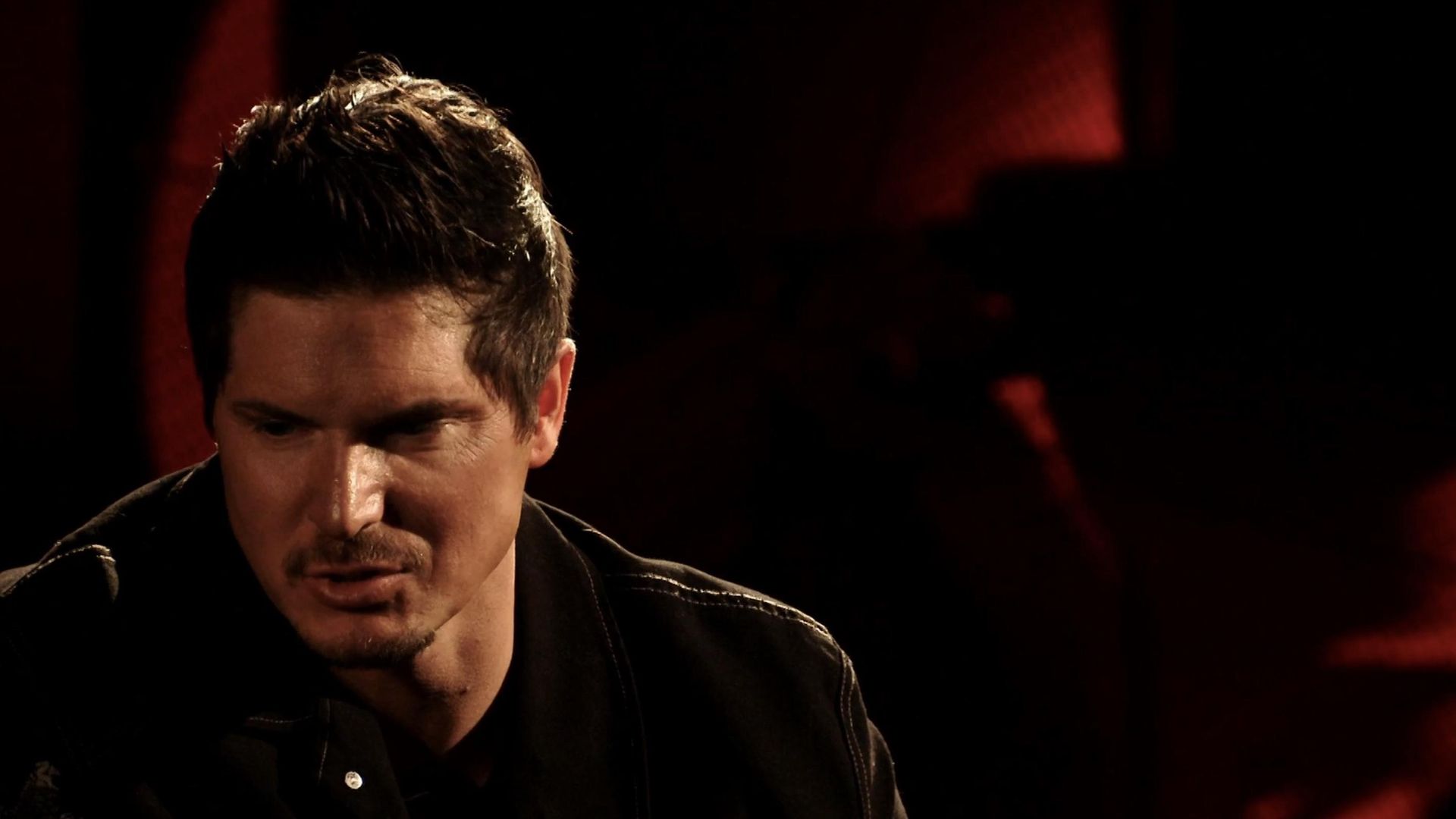 Ghost Adventures: Aftershocks background