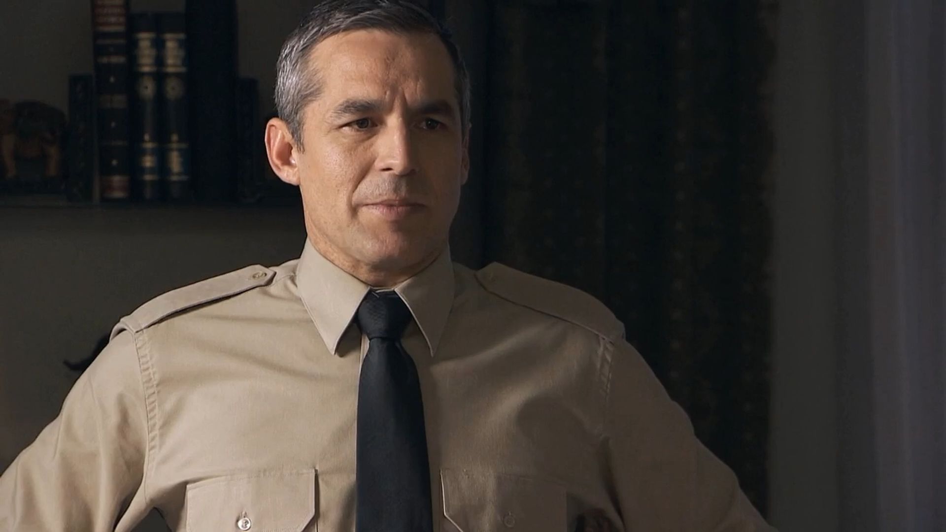 El Señor de los Cielos background