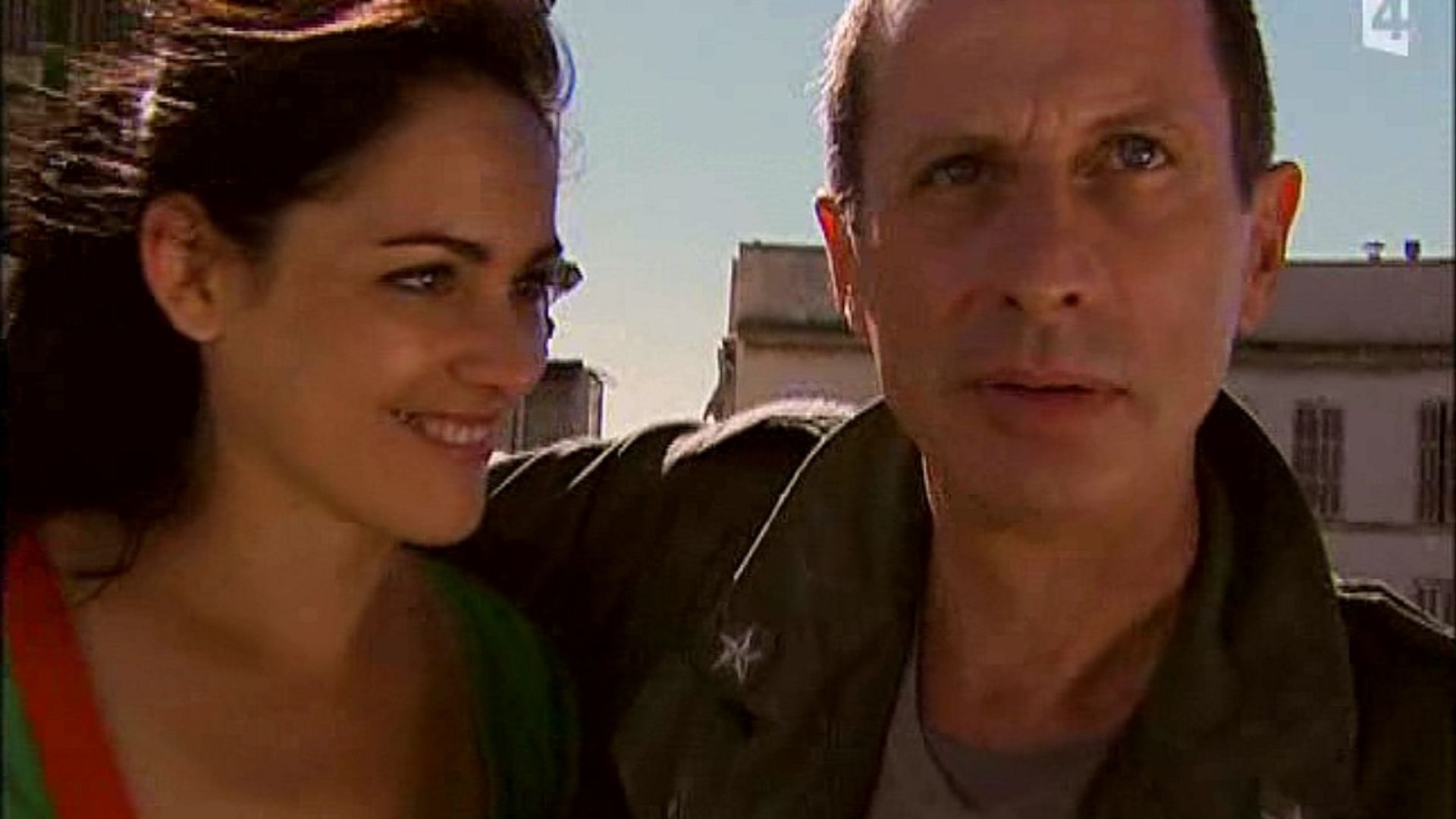 Plus belle la vie background