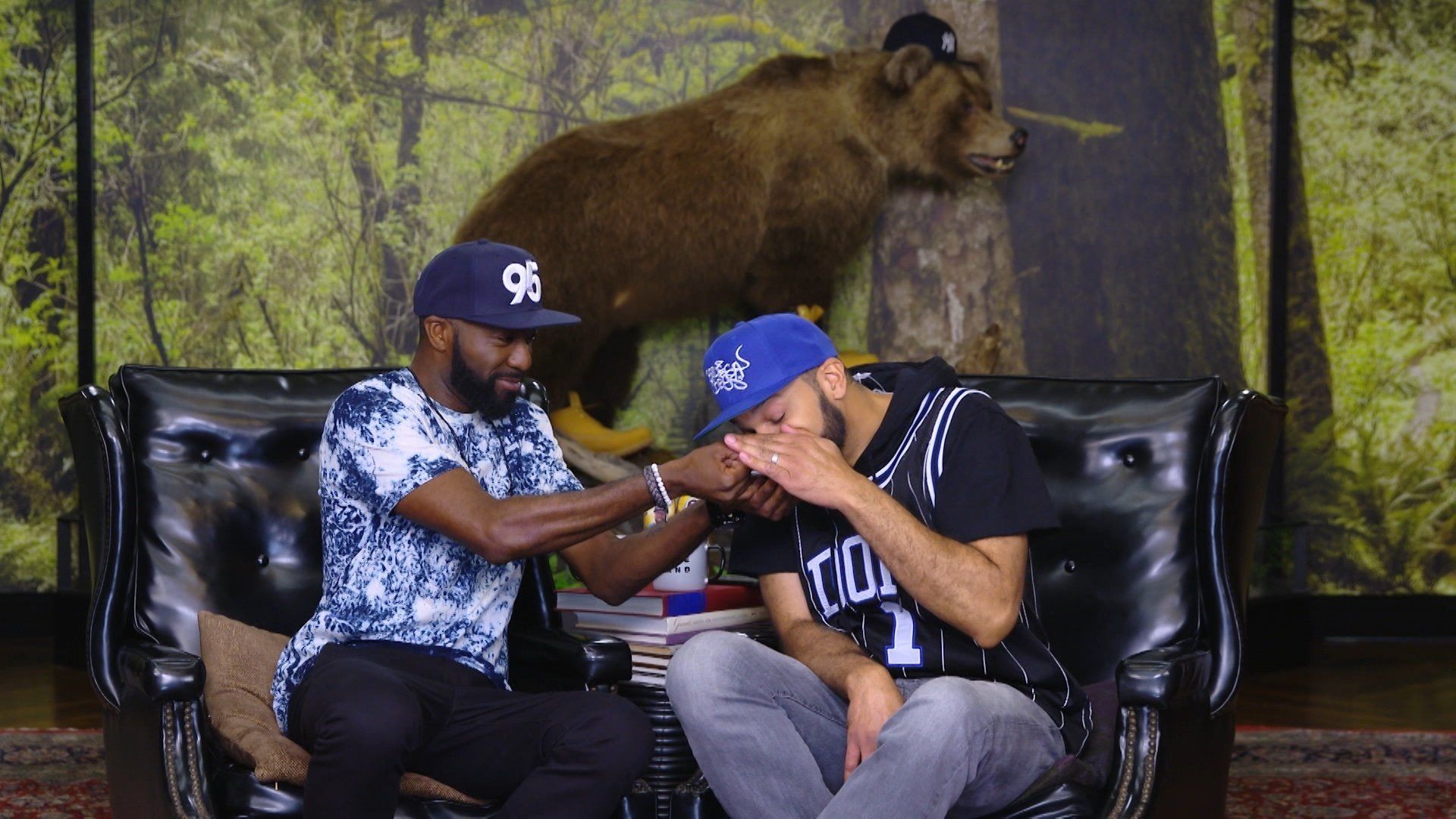 Desus & Mero background