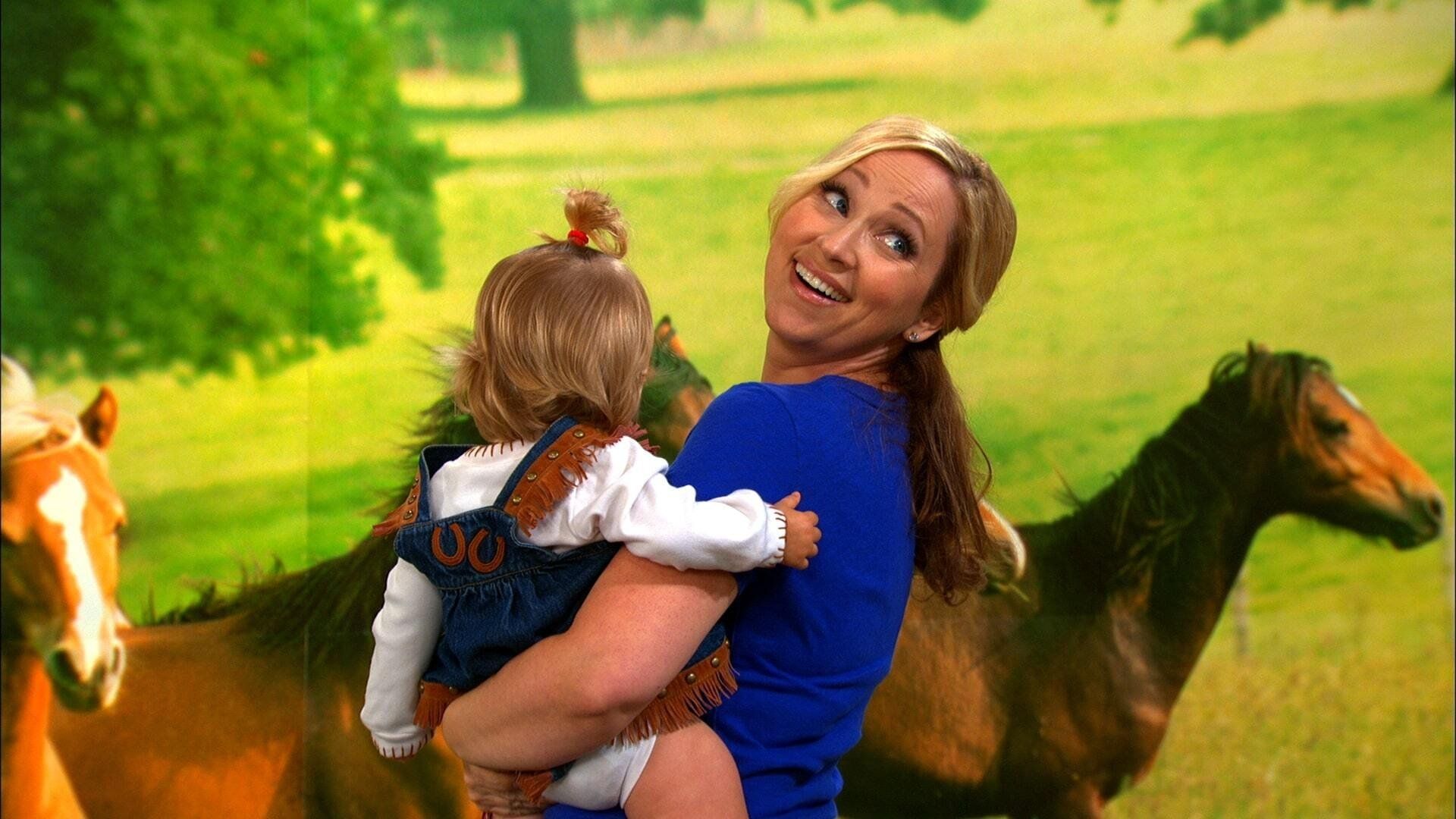 Good Luck Charlie background