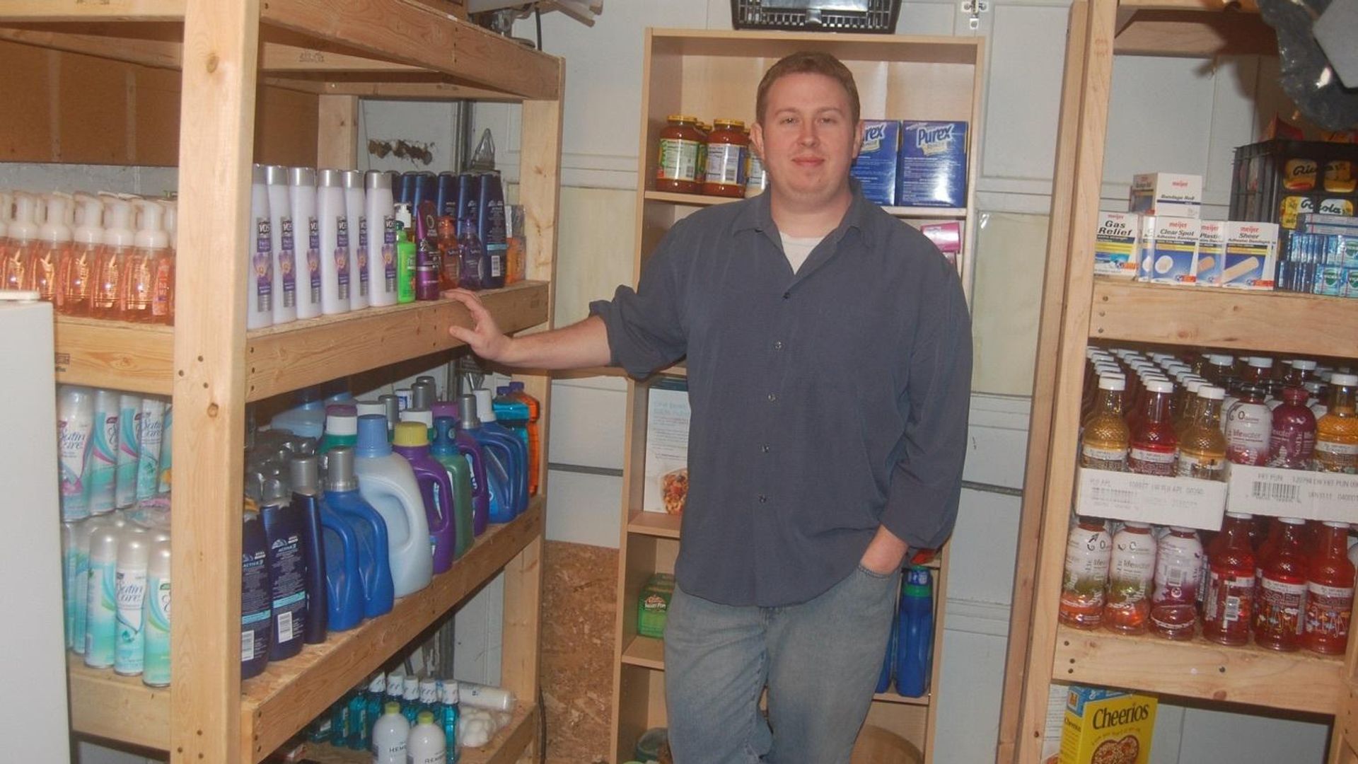 Extreme Couponing background