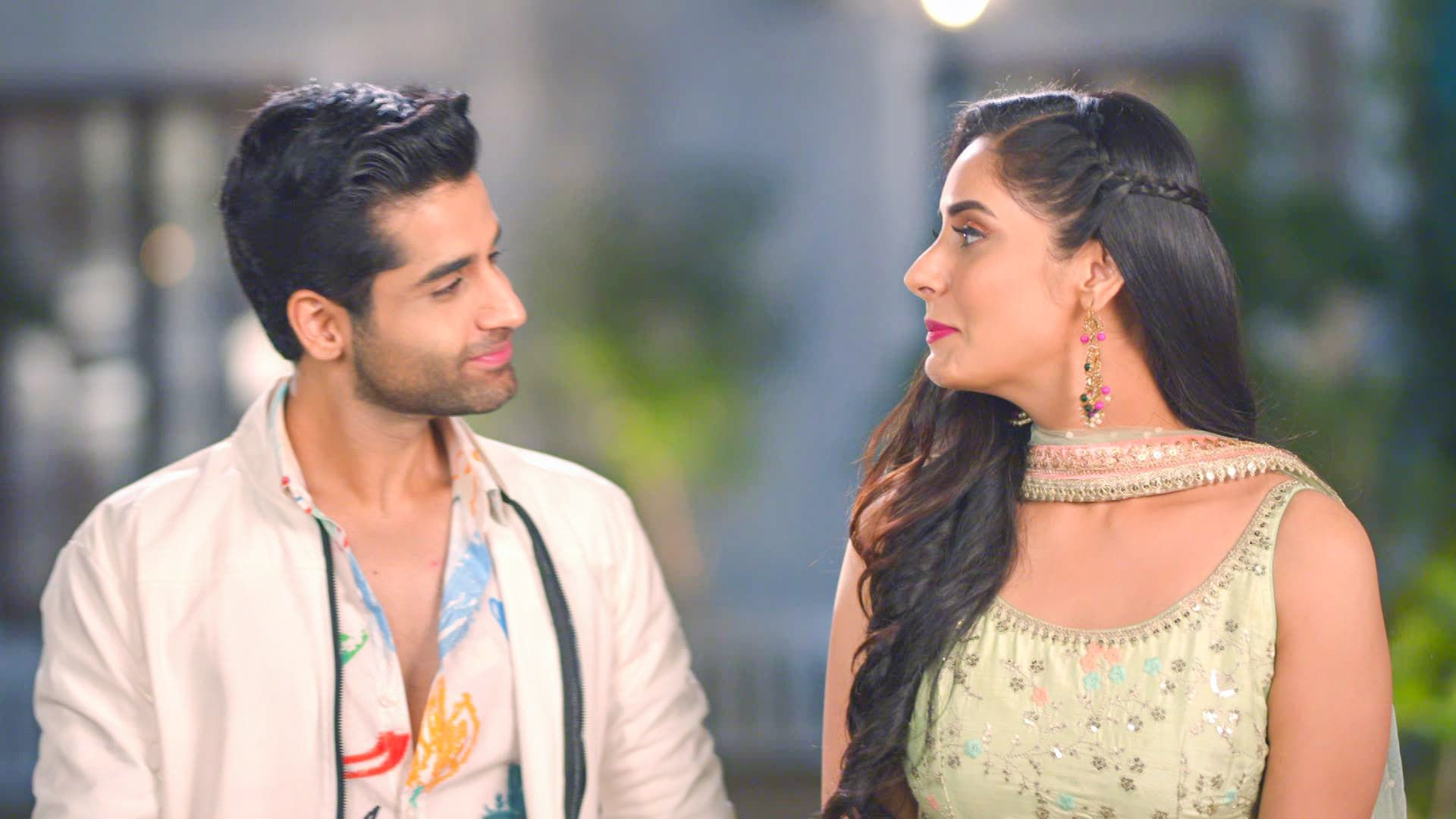 Teri Meri Doriyaann background