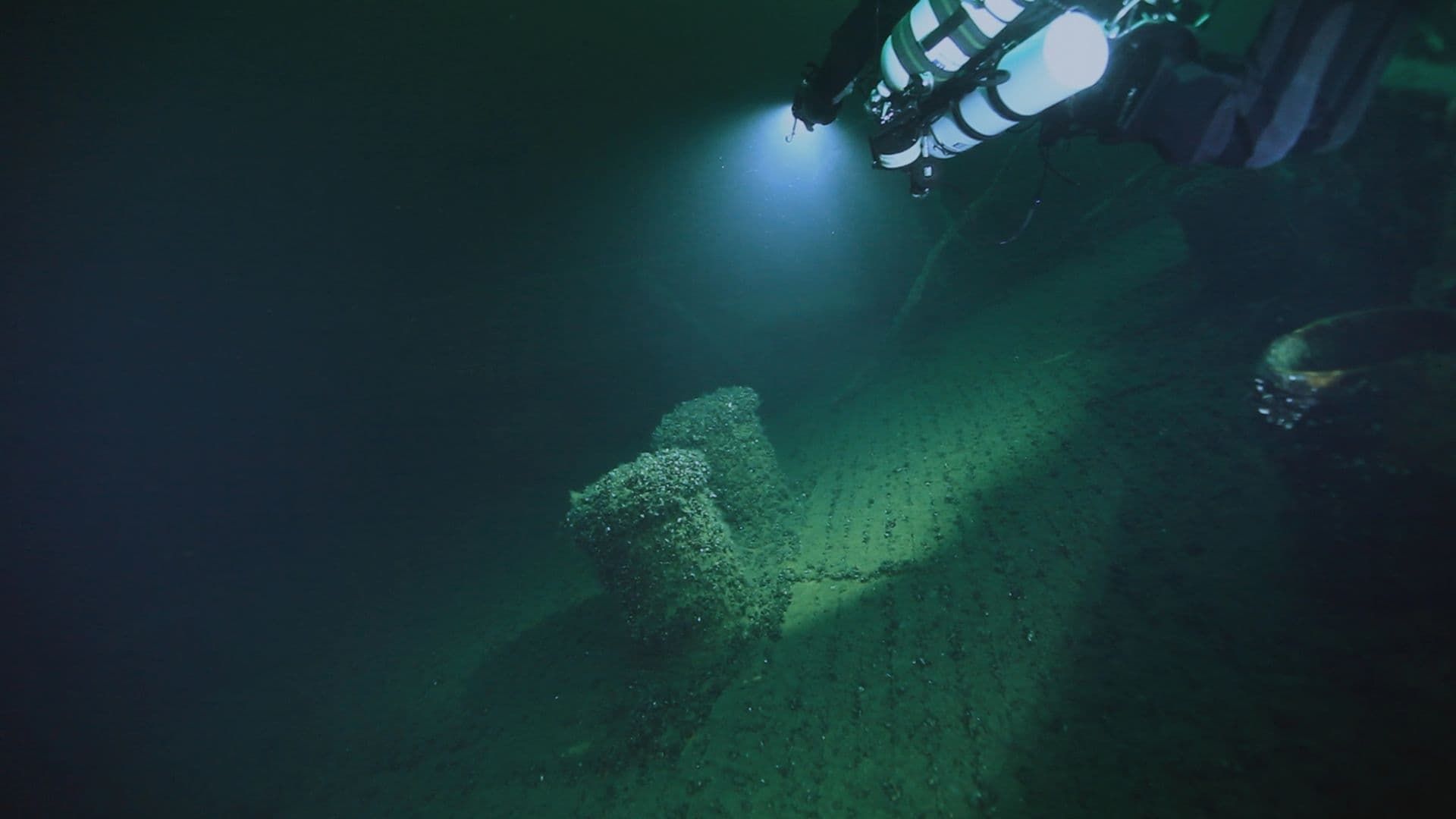 Ocean Wreck Investigation background