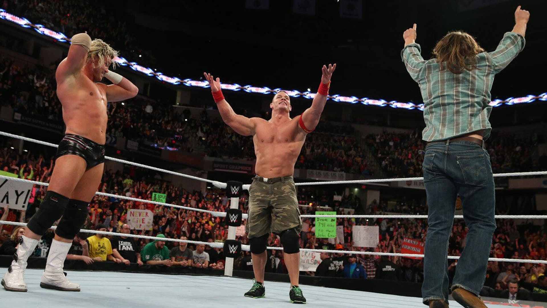 WWE Raw background