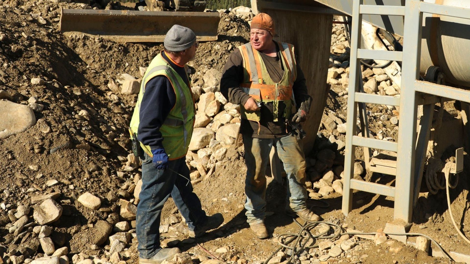 Gold Rush: Freddy Dodge's Mine Rescue background