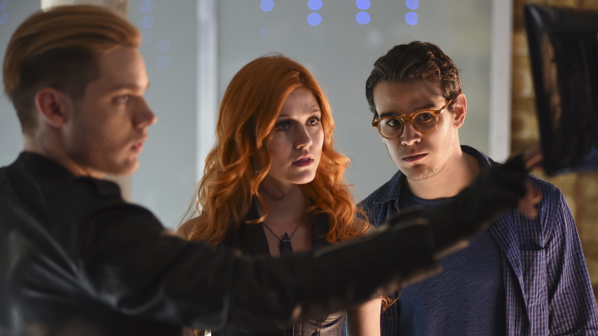 Shadowhunters background