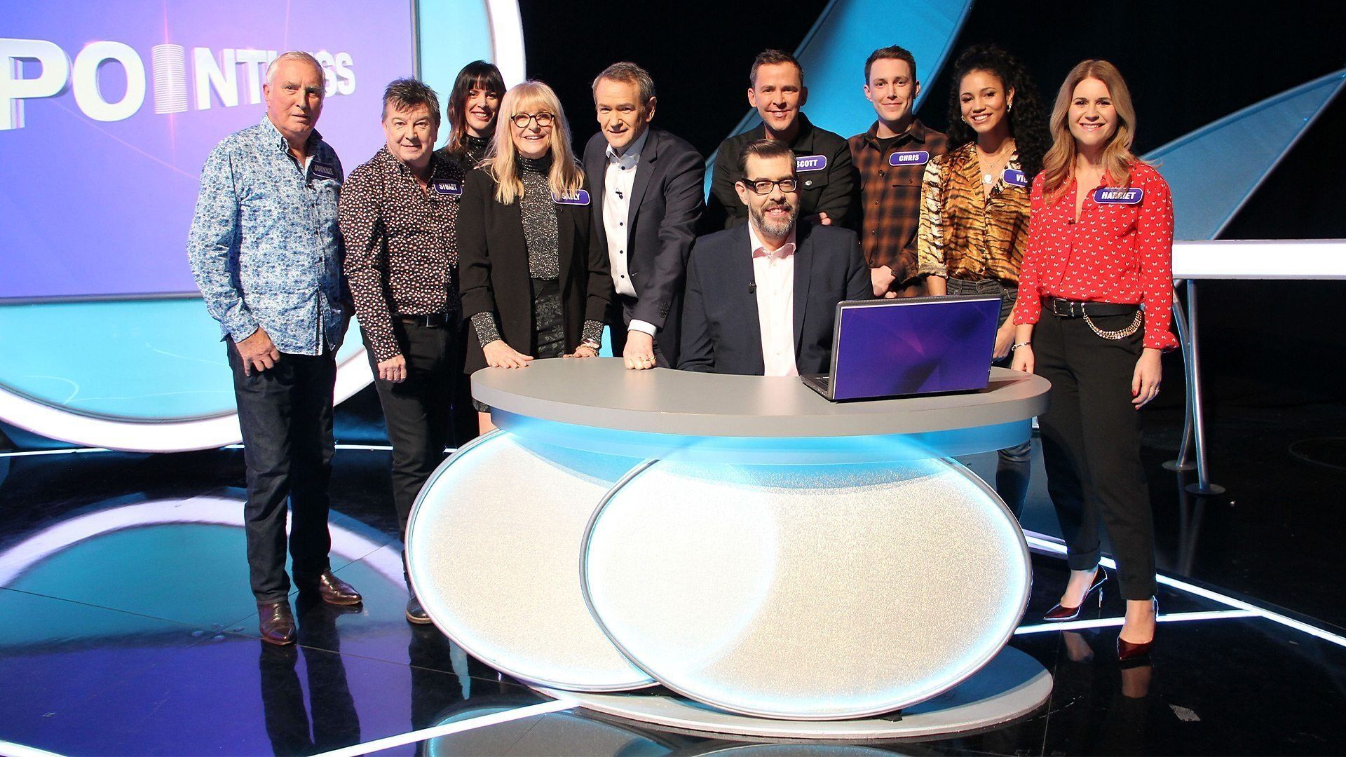 Pointless Celebrities background