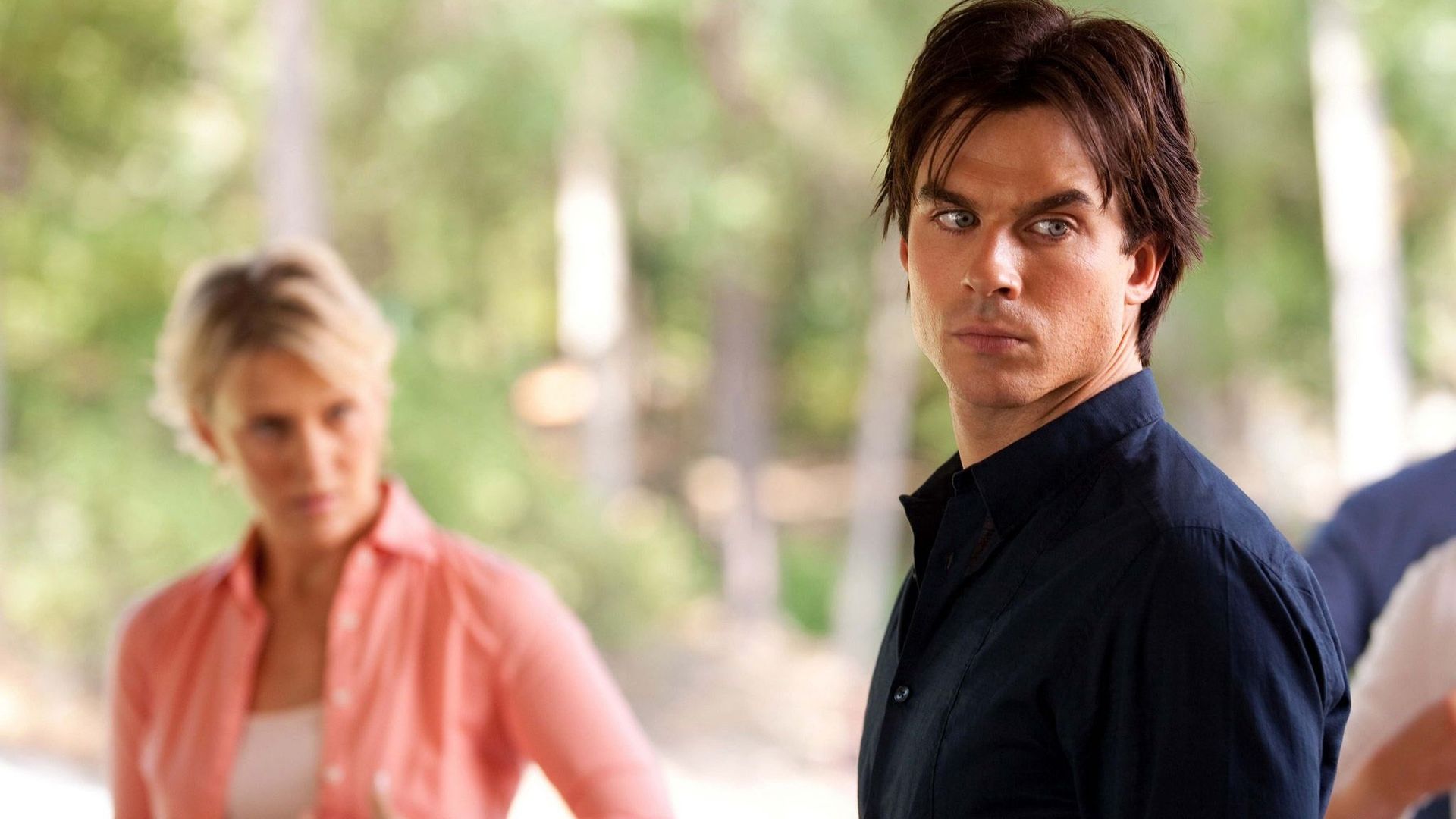 The Vampire Diaries background