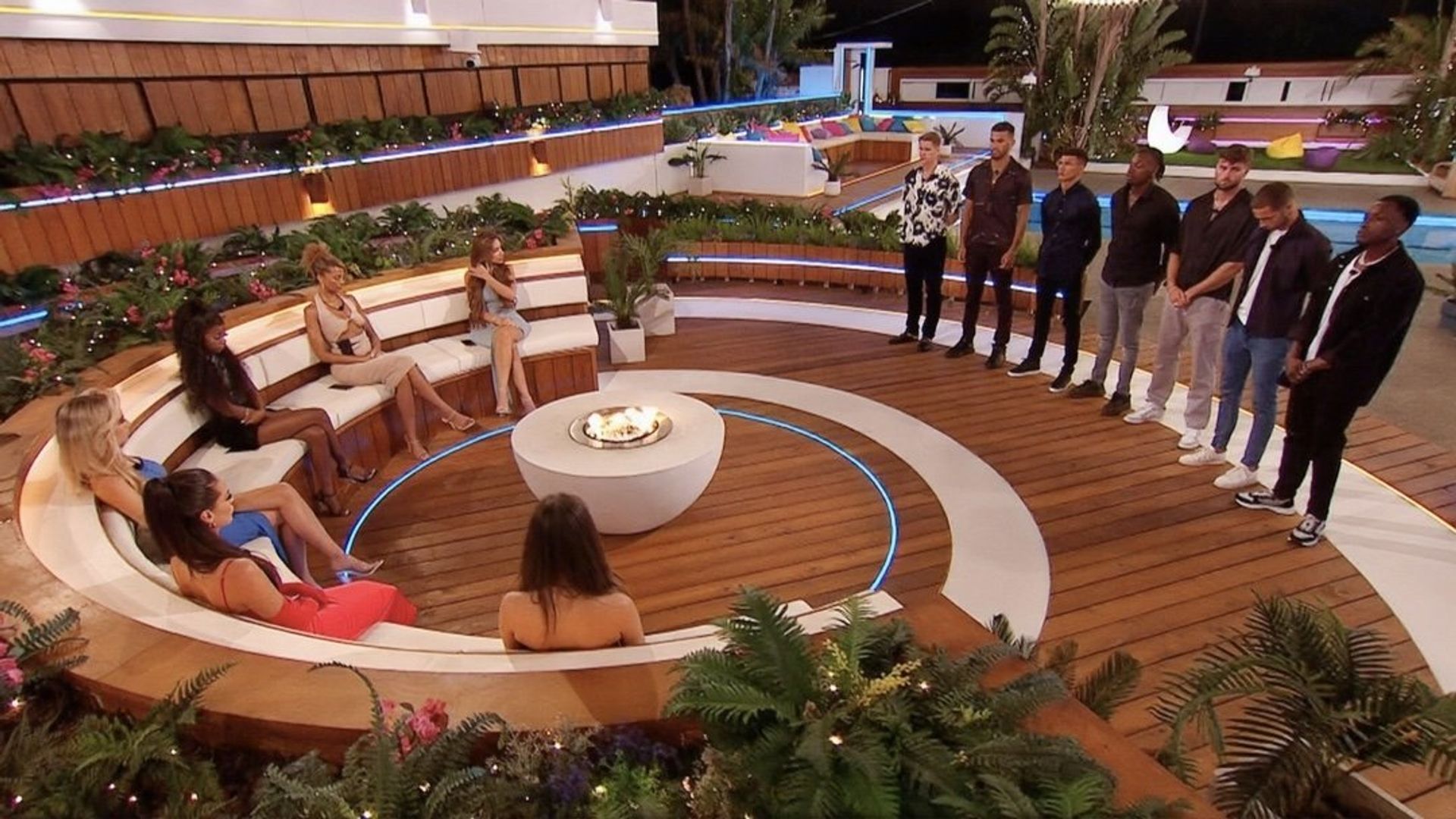 Love Island background