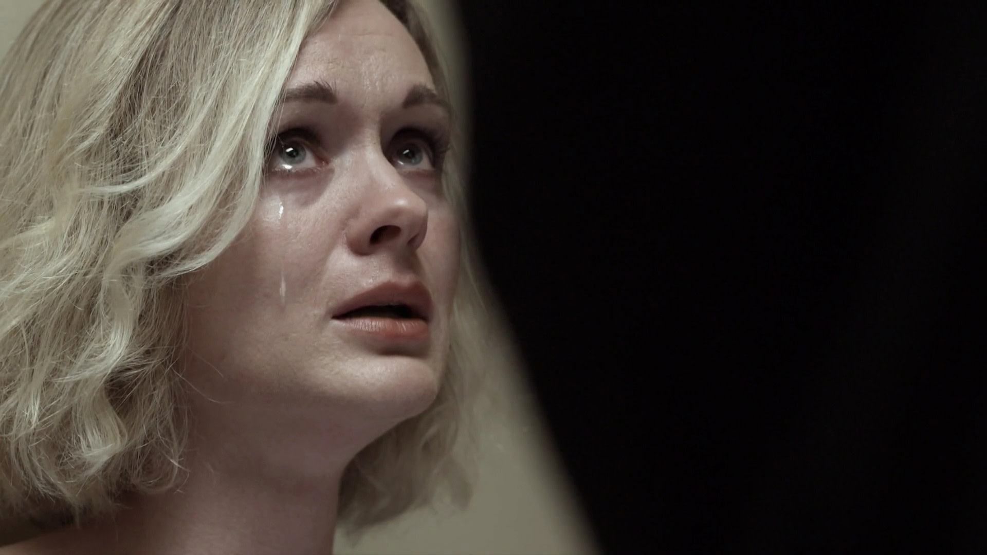 Homicide Hunter background