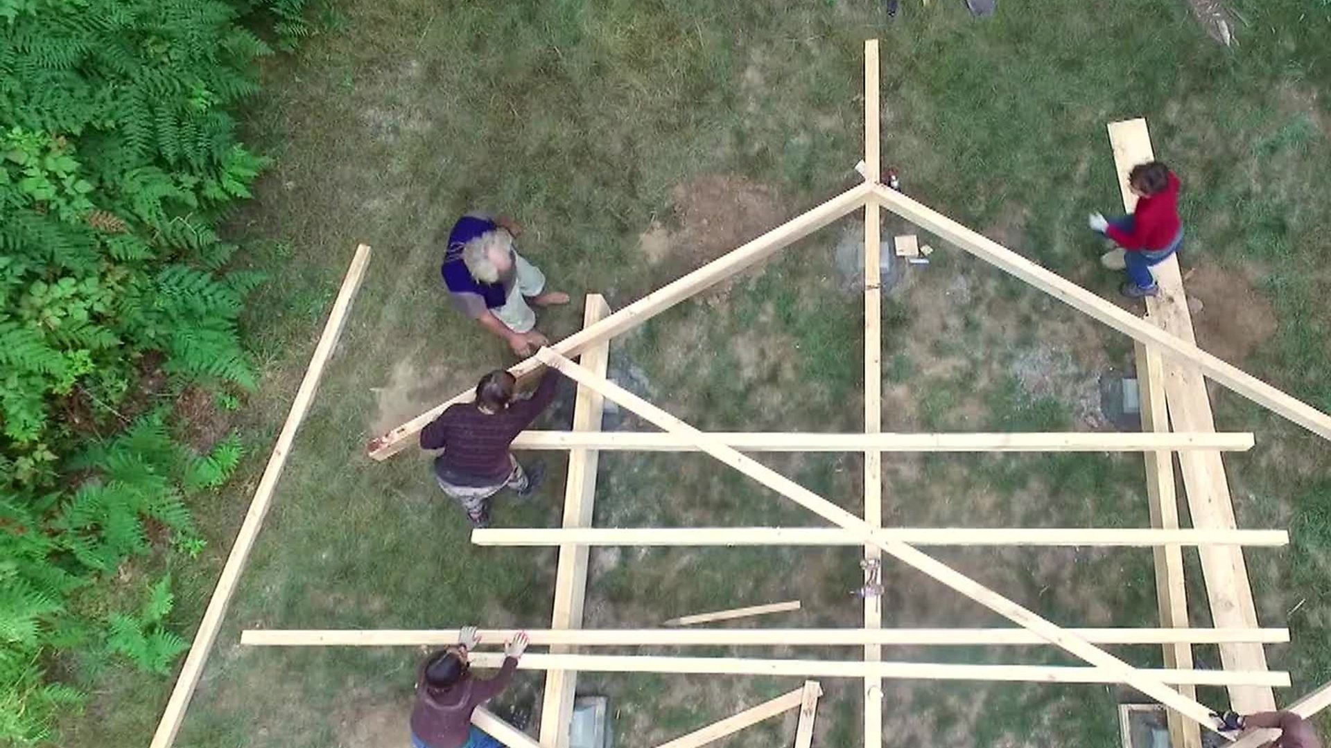 Building Off the Grid background