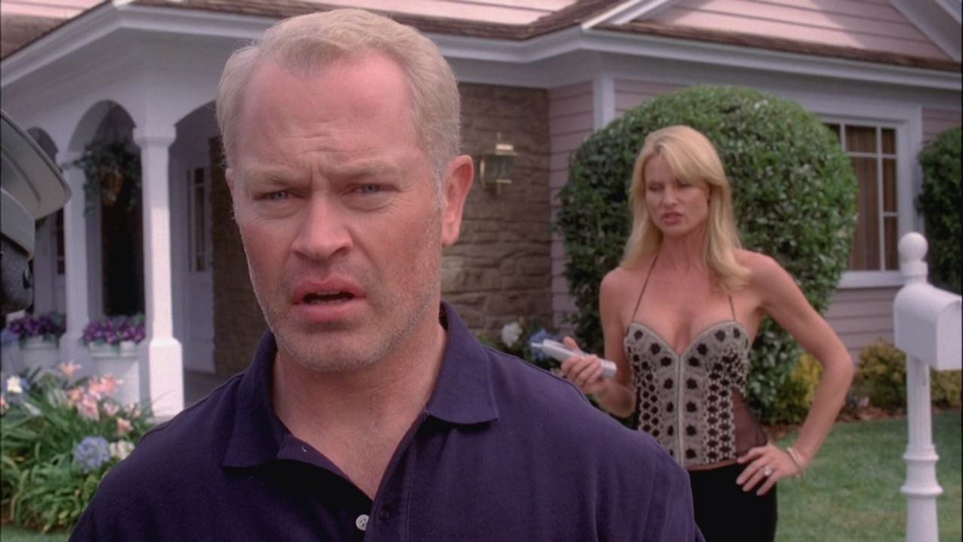 Desperate Housewives background