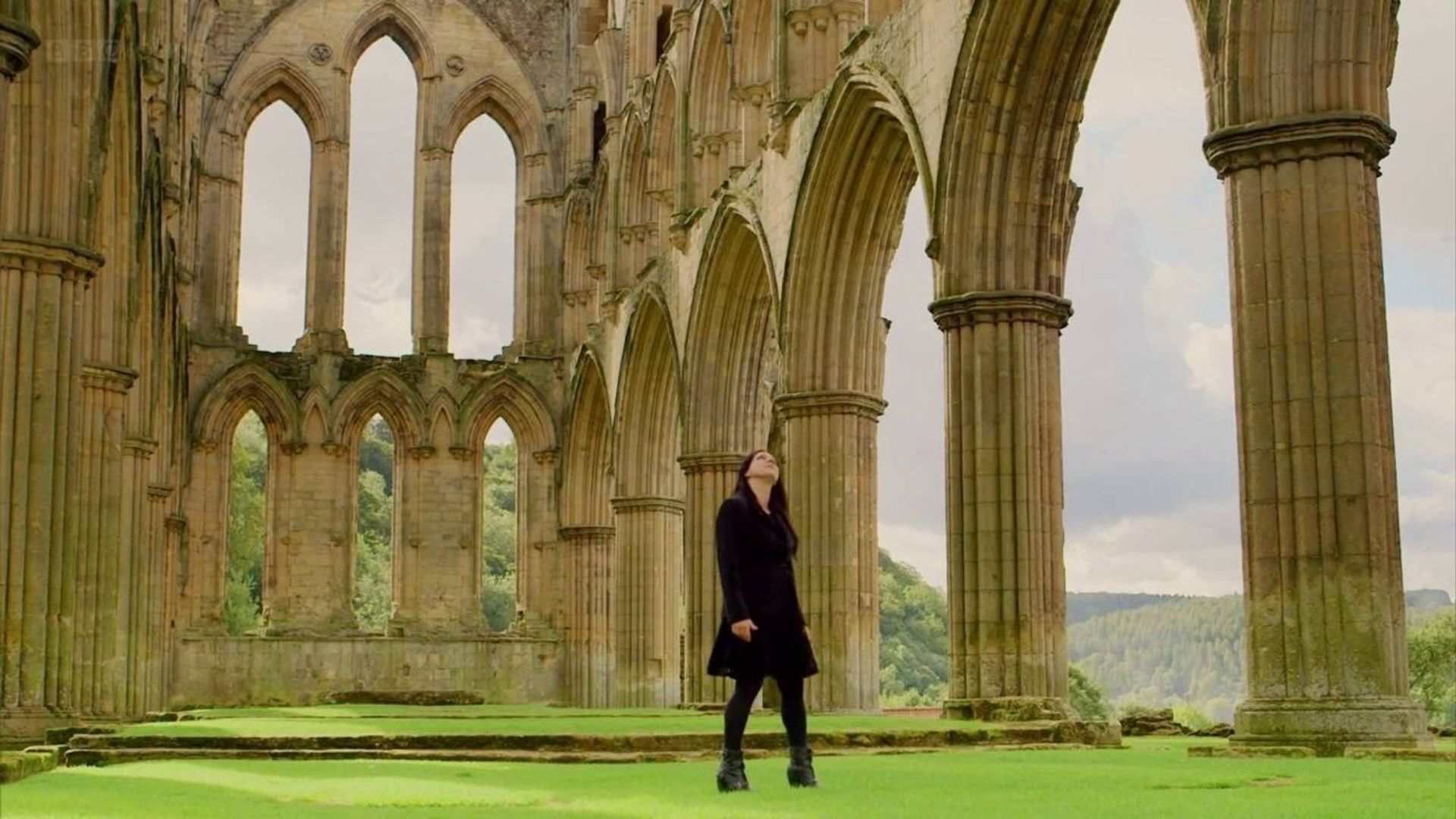 Saints and Sinners: Britain's Millennium of Monasteries background