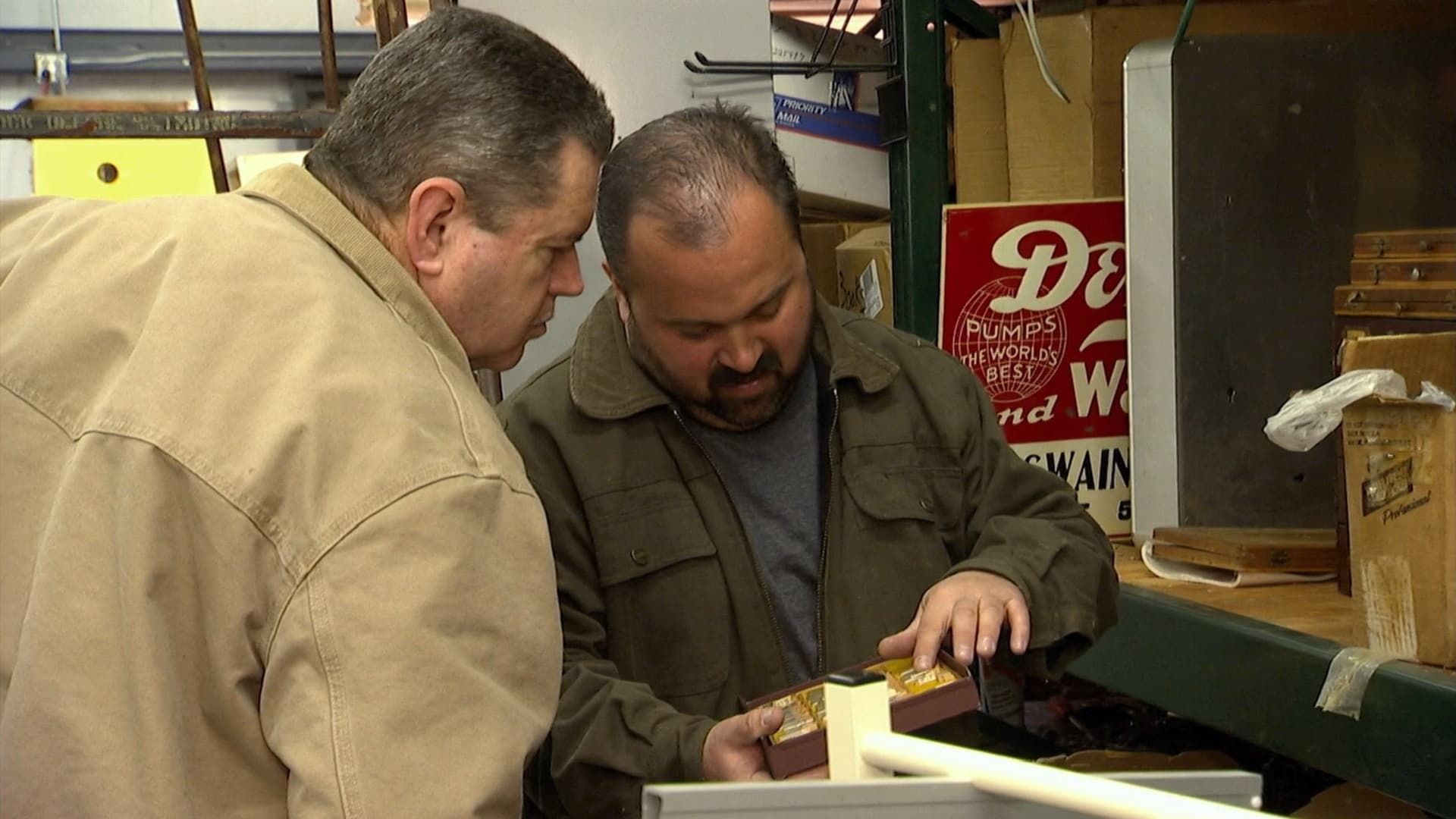 American Pickers background