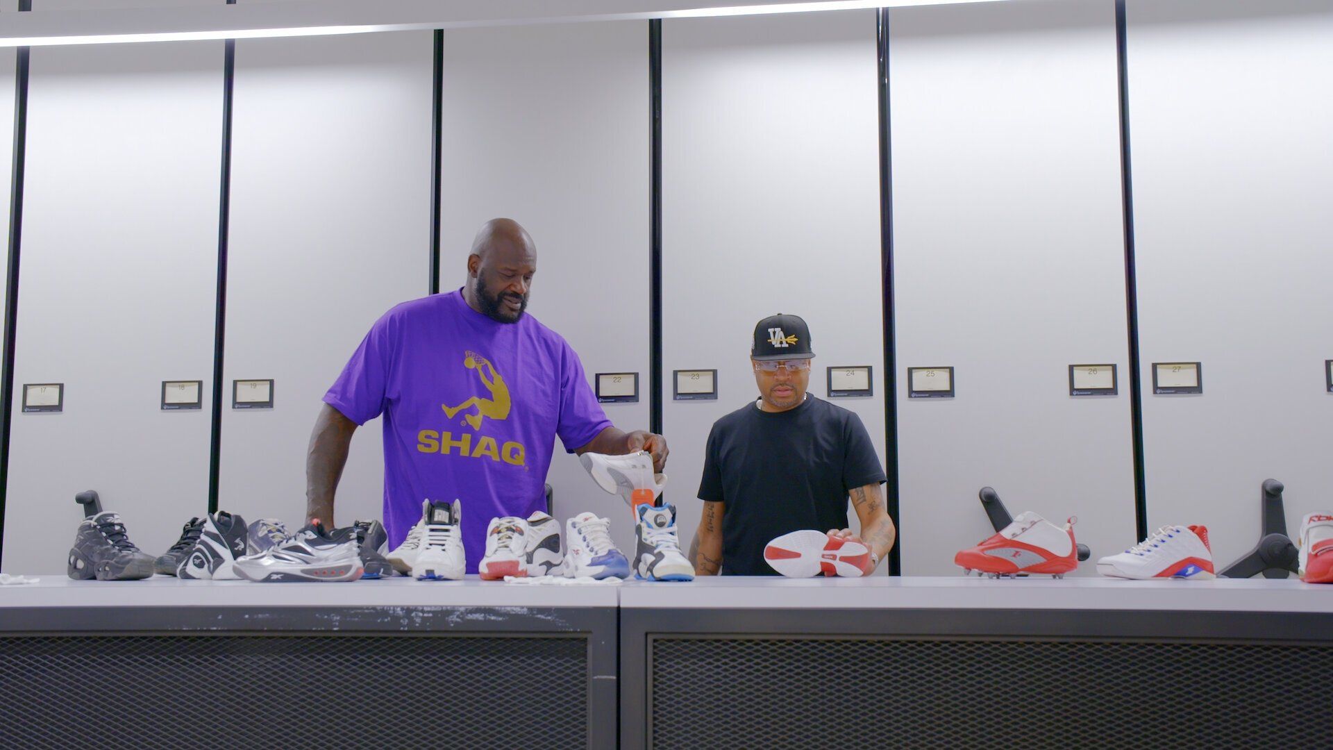 Power Moves with Shaquille O'Neal background