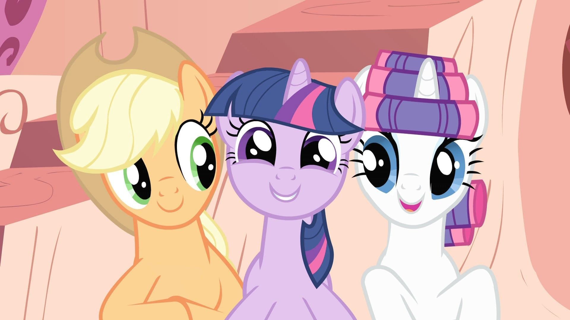My Little Pony: Friendship Is Magic background