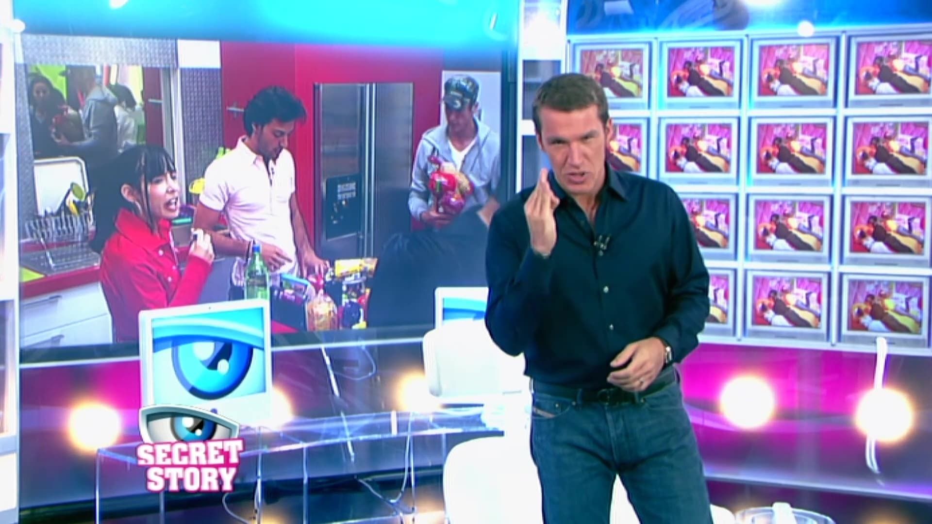 Secret Story background
