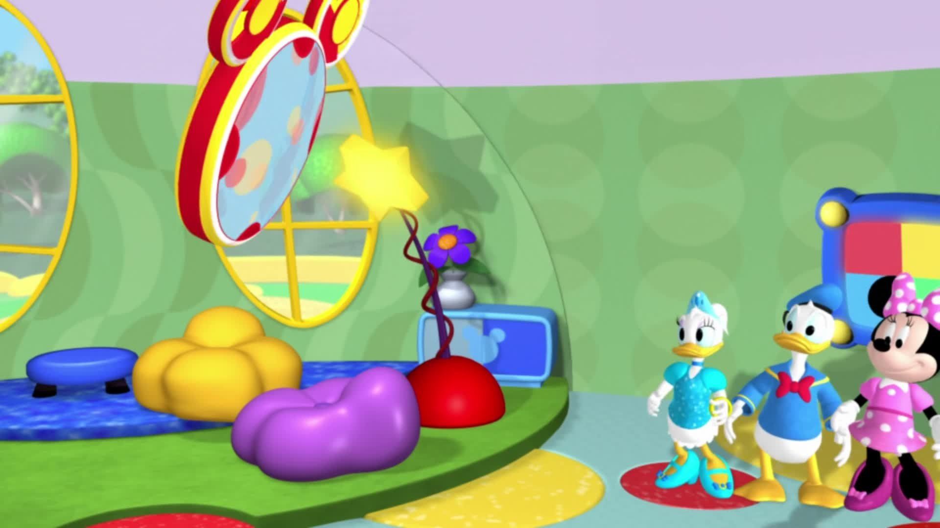Mickey Mouse Clubhouse background
