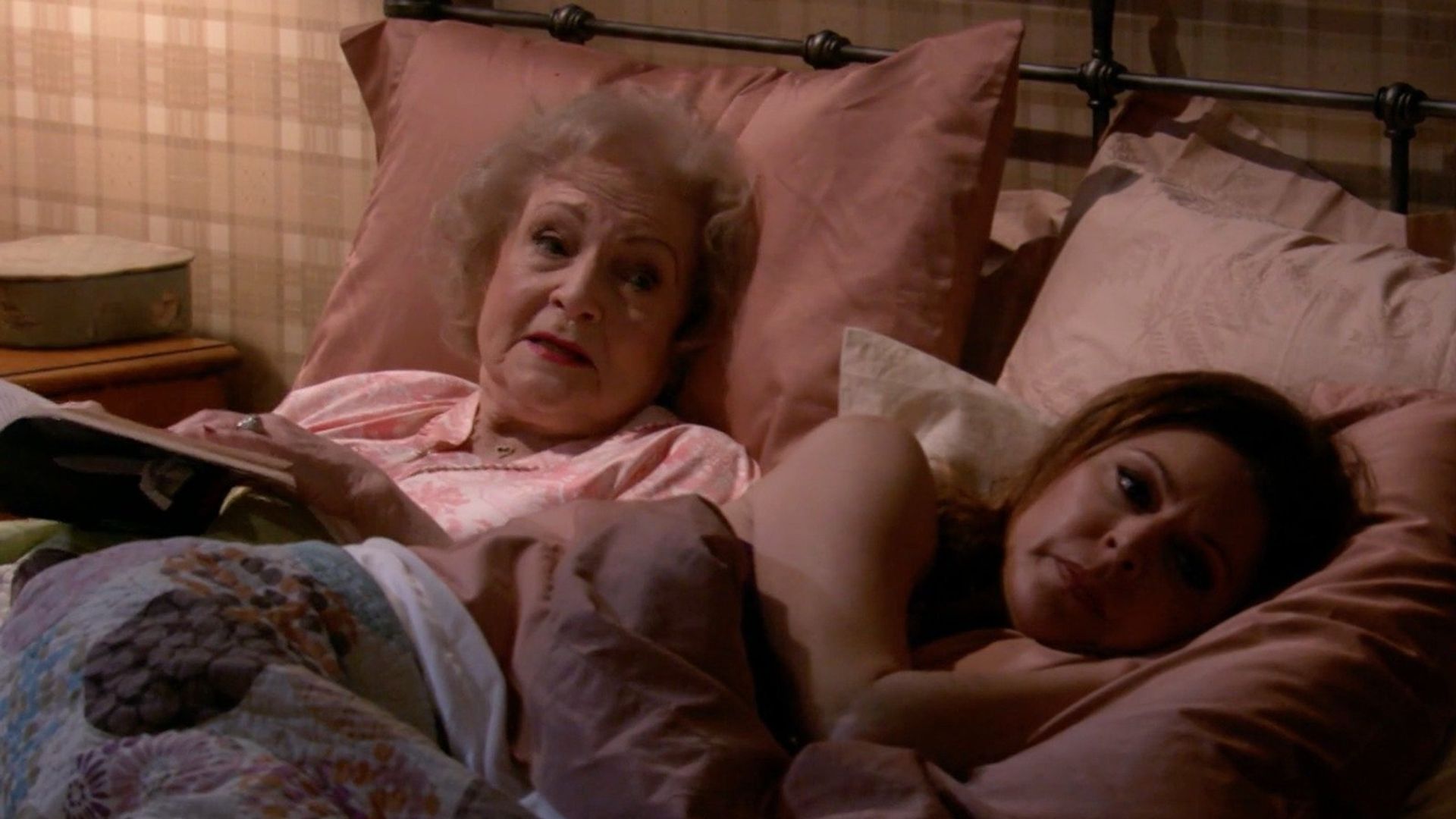 Hot in Cleveland background