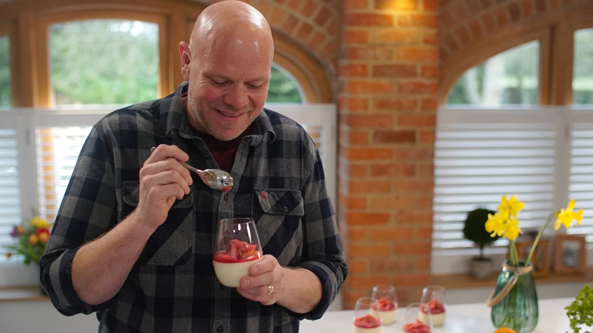 Tom Kerridge's Sunday Lunch background