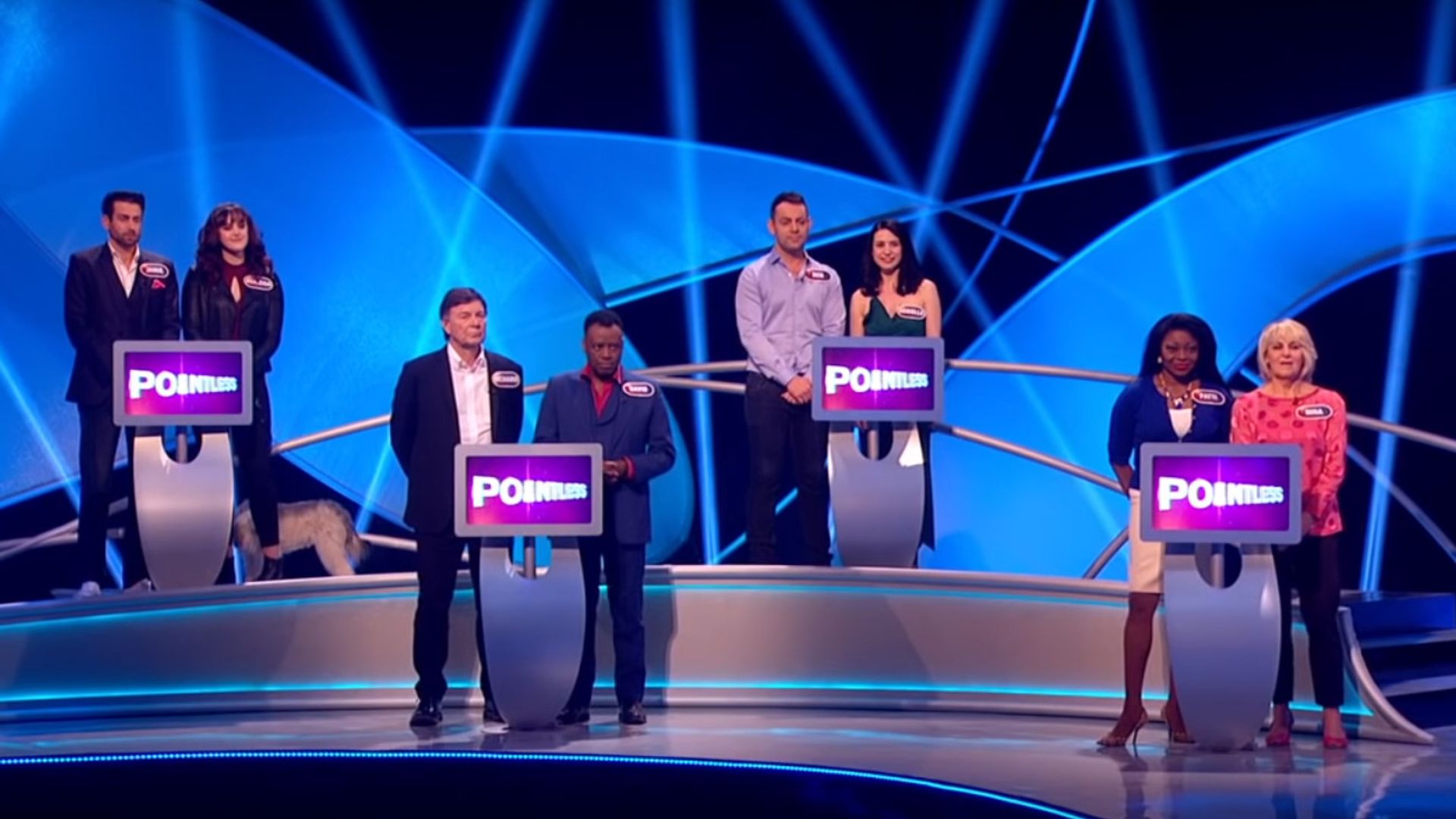 Pointless Celebrities background