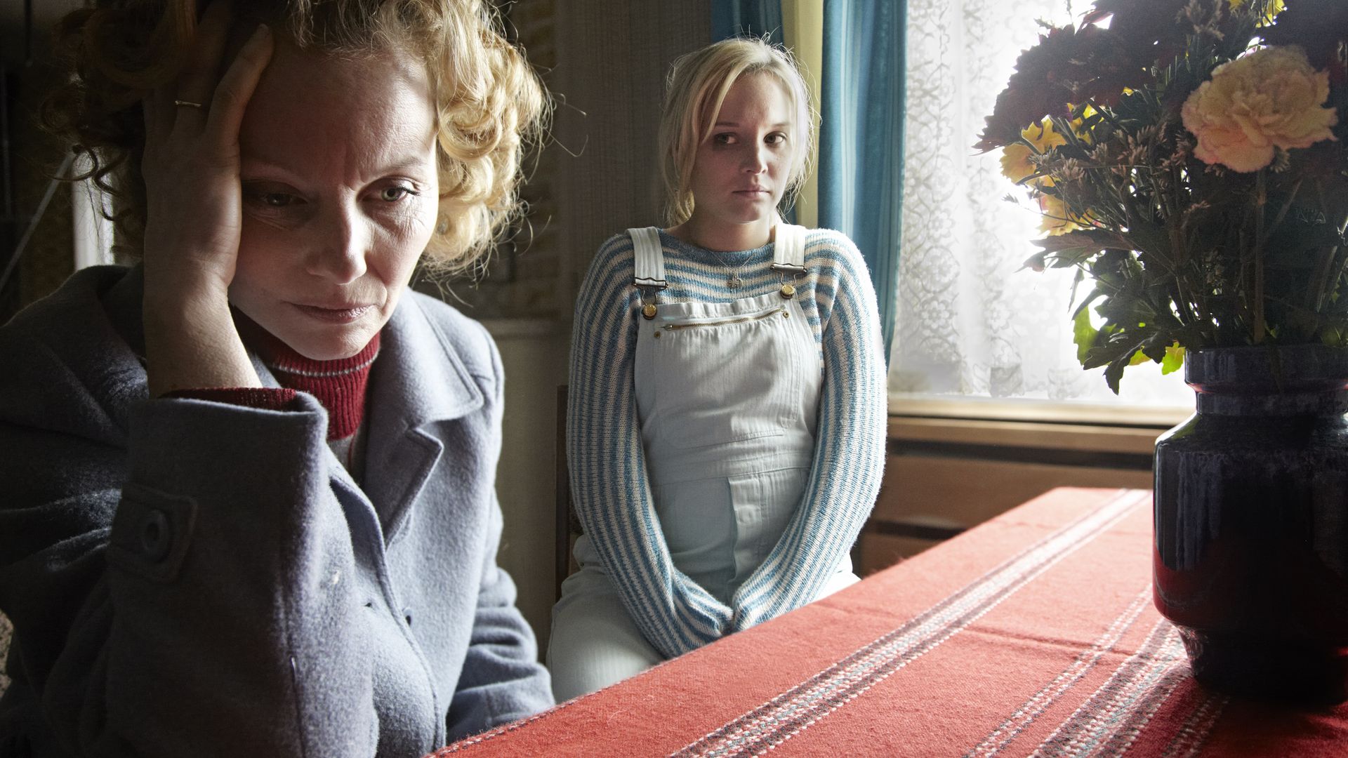 Deutschland 83 background