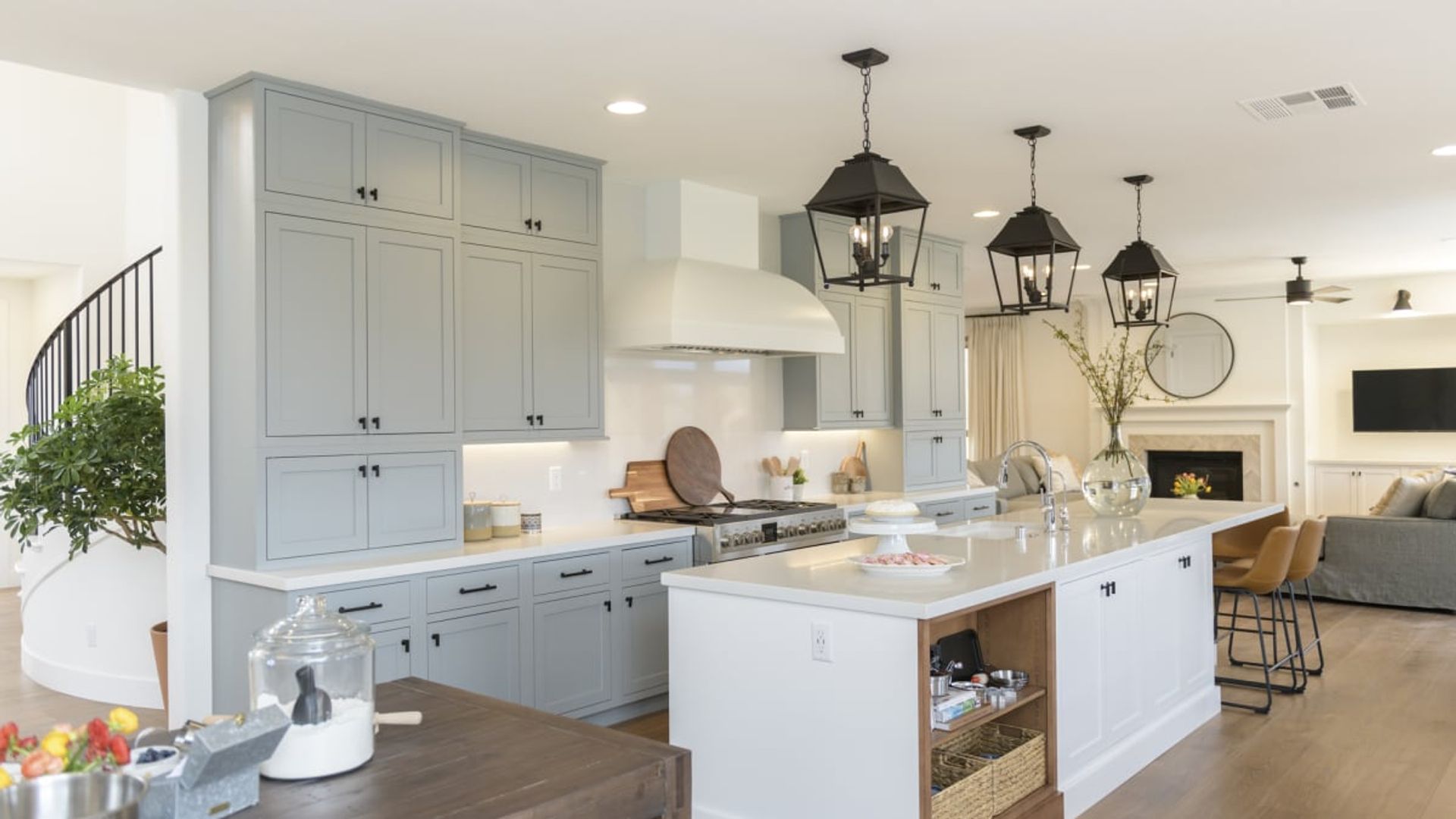 Property Brothers background