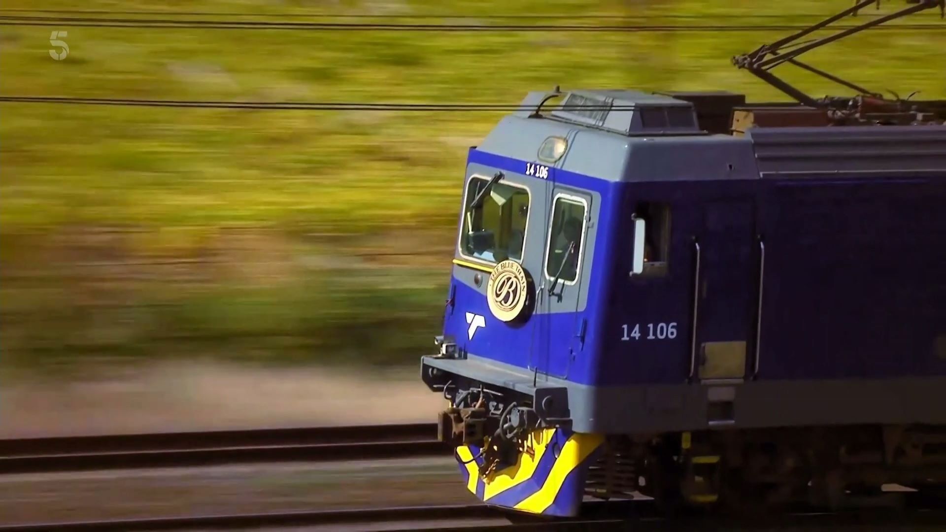 Ian Hislop: Trains That Changed the World background